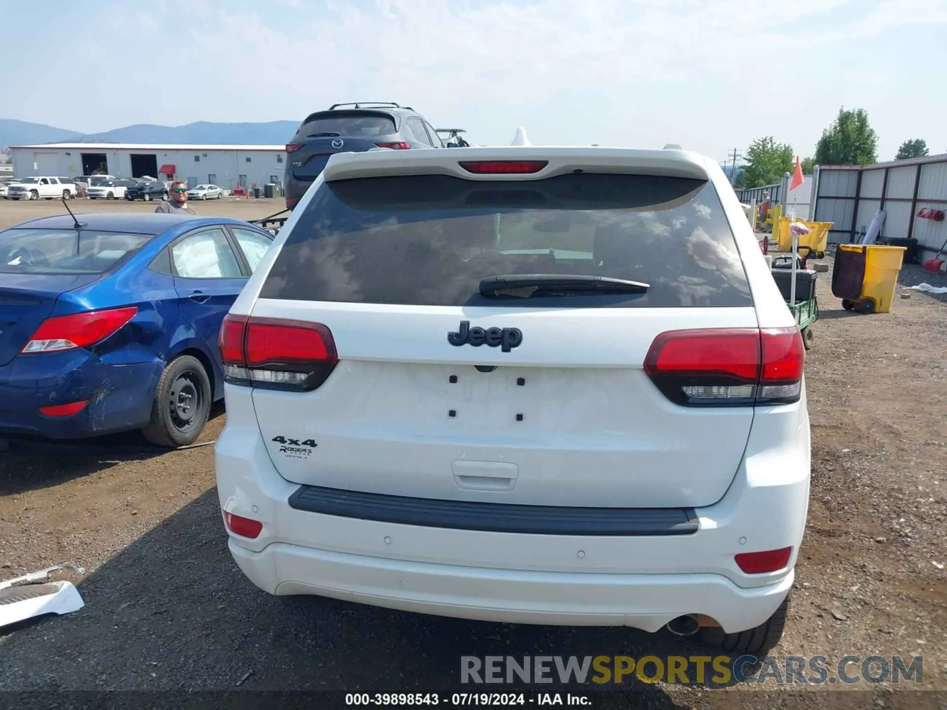 17 fotografías del automóvil dañado 1C4RJFAGXLC266664 JEEP GRAND CHEROKEE 2020