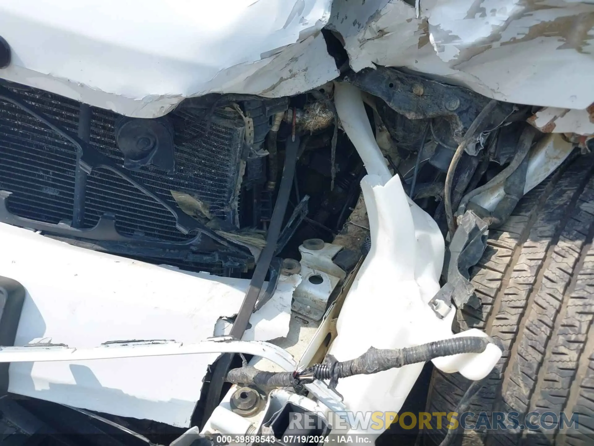 18 fotografías del automóvil dañado 1C4RJFAGXLC266664 JEEP GRAND CHEROKEE 2020