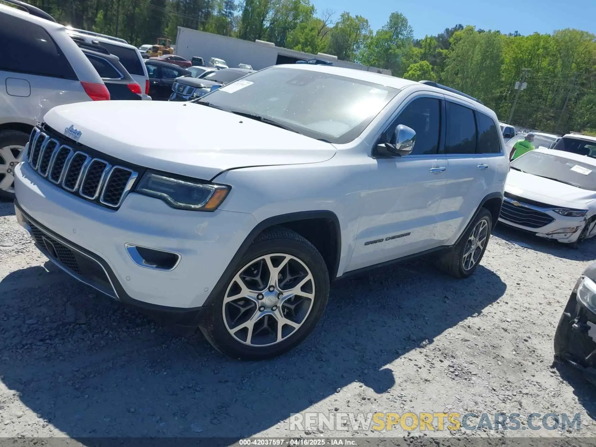 2 fotografías del automóvil dañado 1C4RJFBG0LC200347 JEEP GRAND CHEROKEE 2020