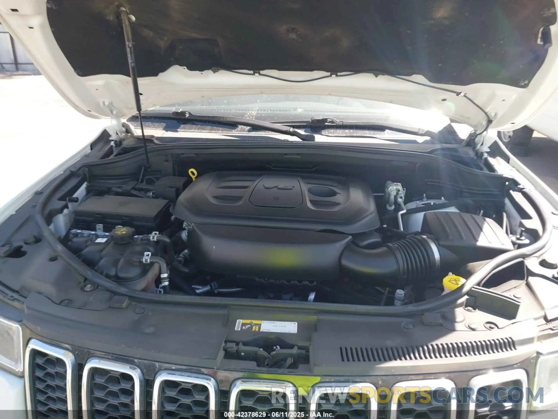 10 fotografías del automóvil dañado 1C4RJFBG0LC231873 JEEP GRAND CHEROKEE 2020