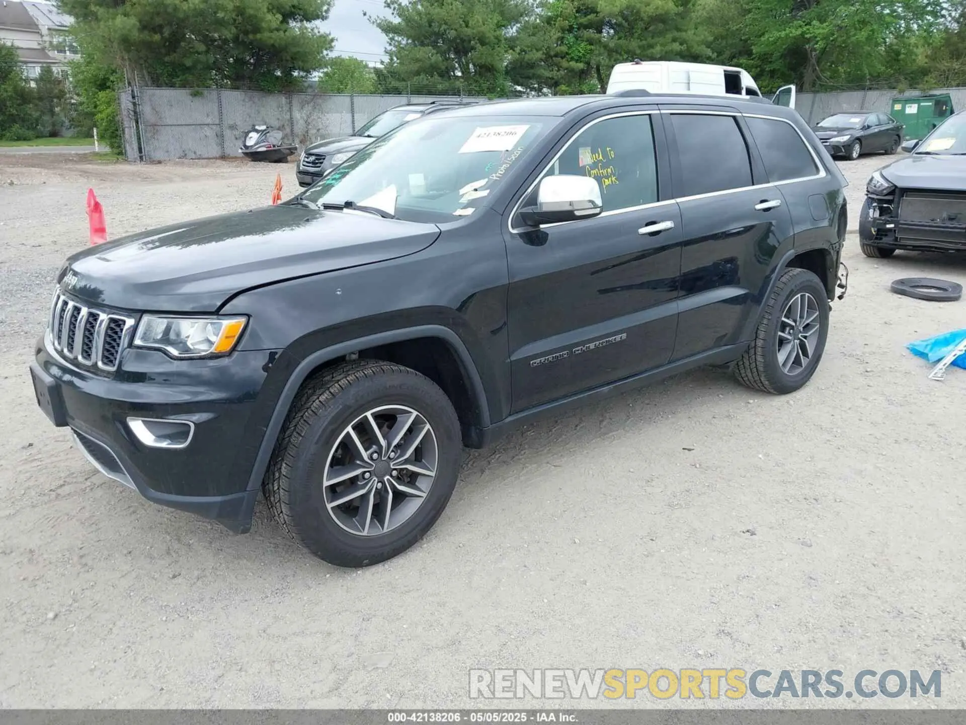 2 fotografías del automóvil dañado 1C4RJFBG0LC332847 JEEP GRAND CHEROKEE 2020