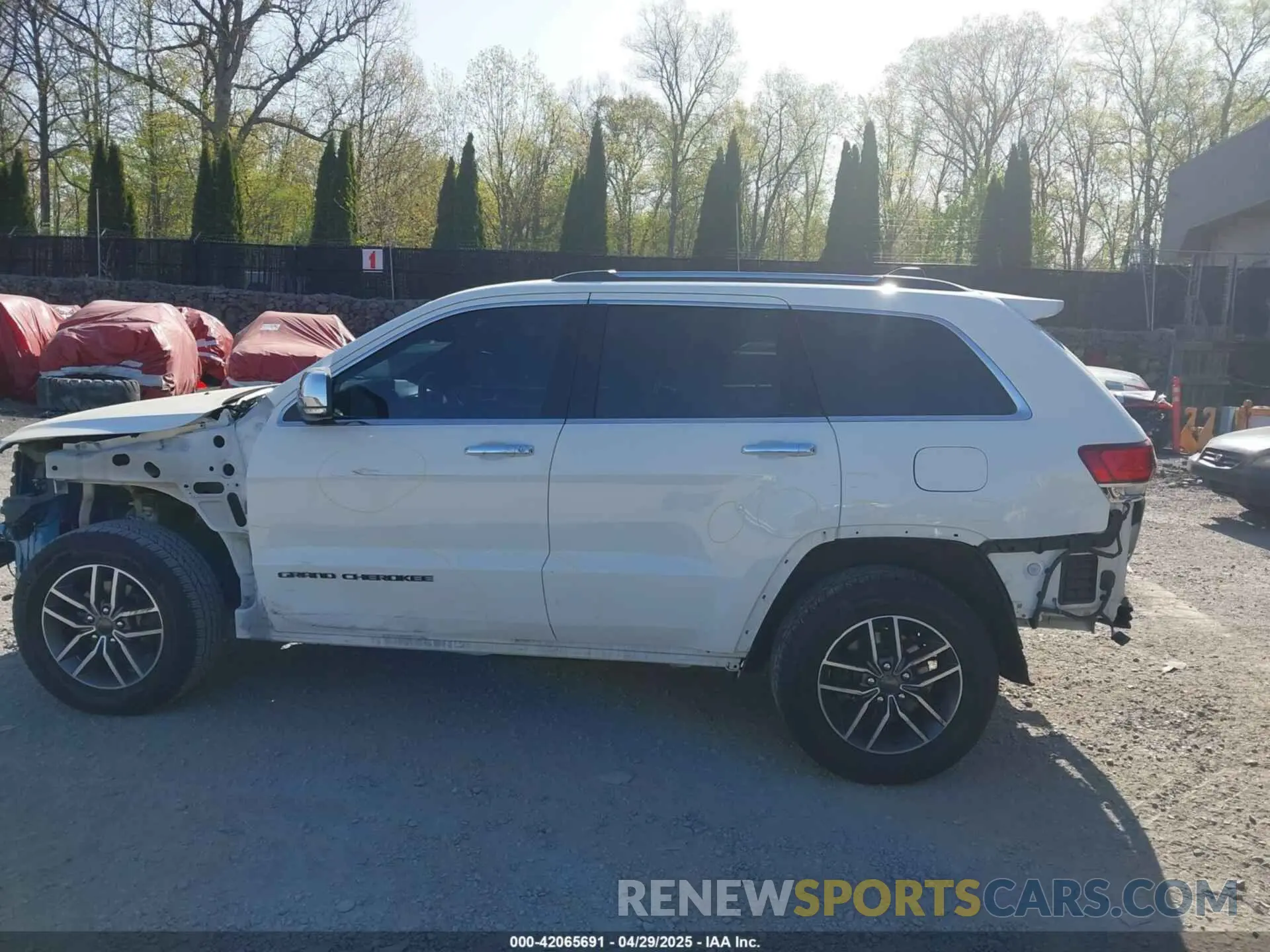 15 fotografías del automóvil dañado 1C4RJFBG0LC371924 JEEP GRAND CHEROKEE 2020