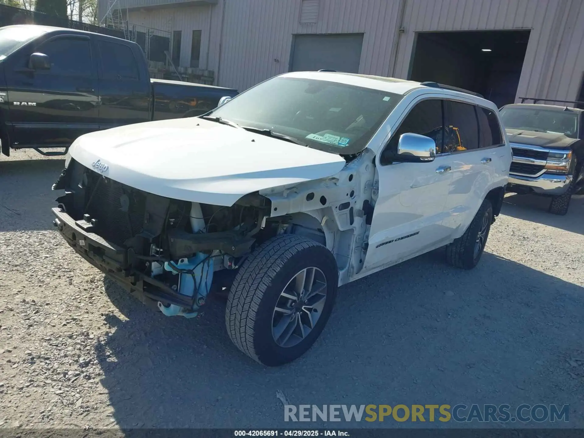 2 fotografías del automóvil dañado 1C4RJFBG0LC371924 JEEP GRAND CHEROKEE 2020