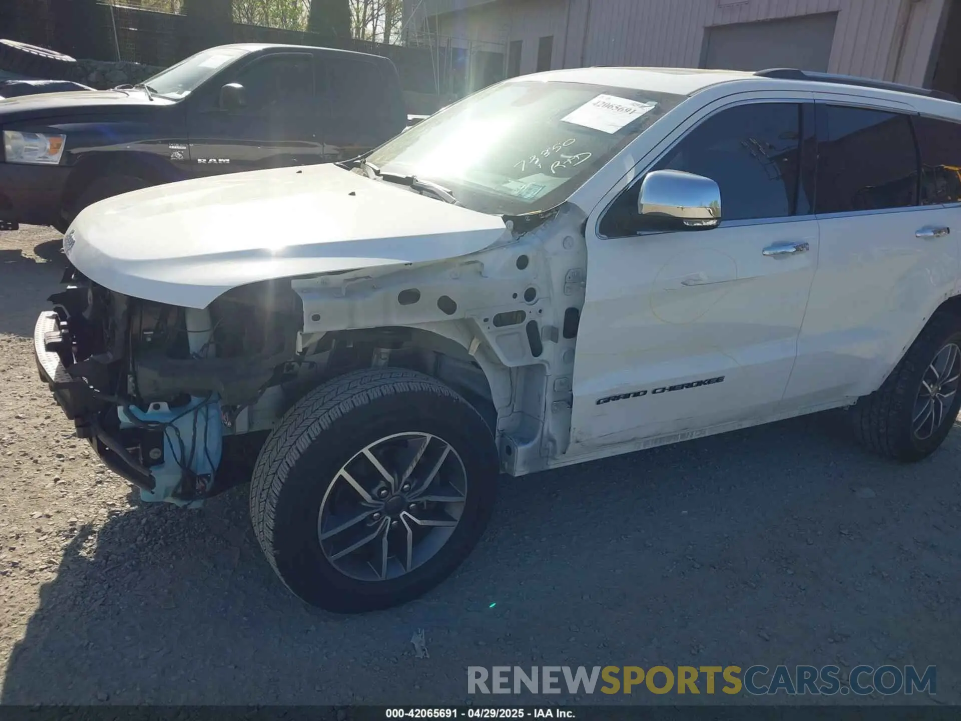 6 fotografías del automóvil dañado 1C4RJFBG0LC371924 JEEP GRAND CHEROKEE 2020