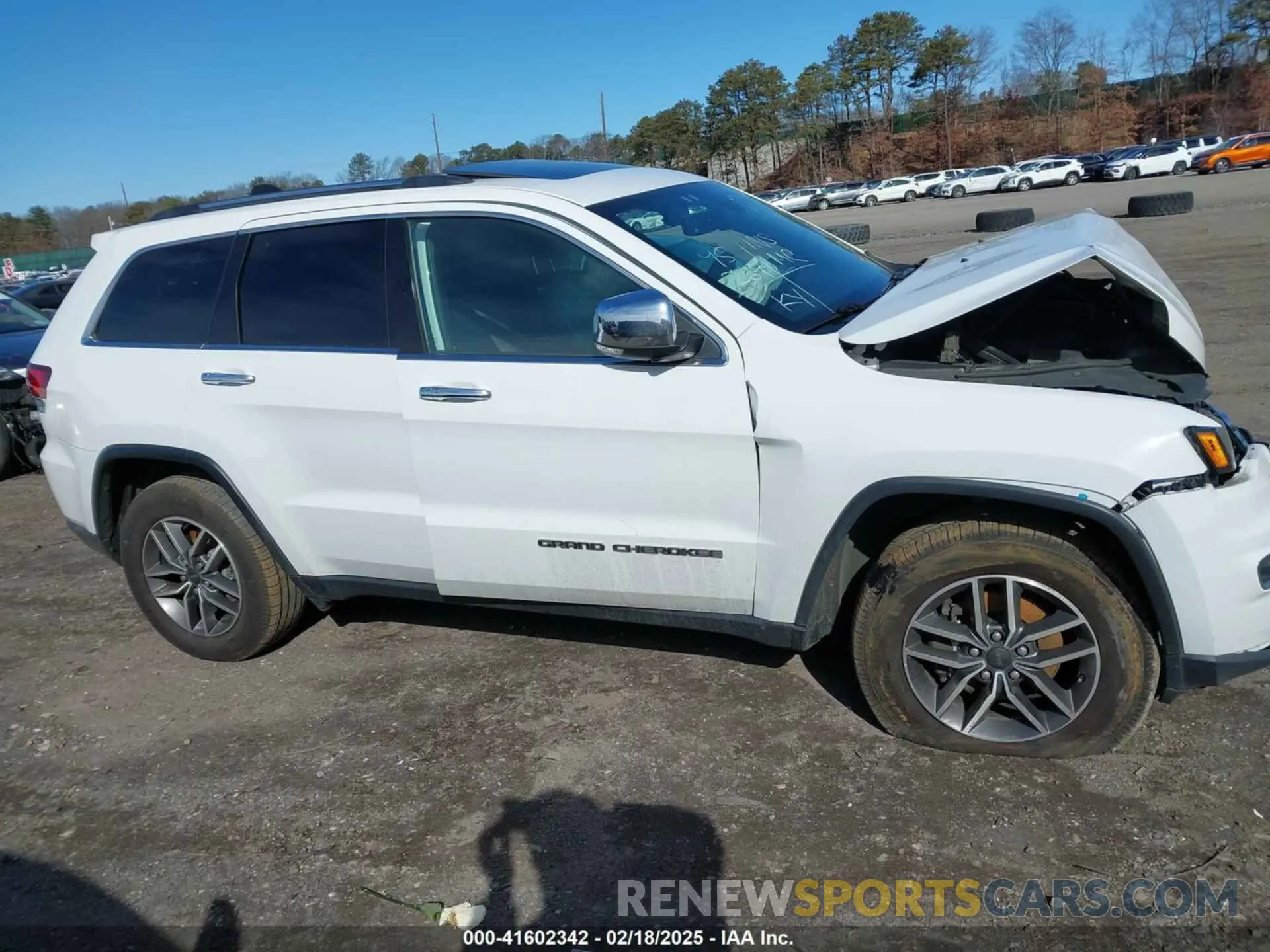 13 fotografías del automóvil dañado 1C4RJFBG1LC387548 JEEP GRAND CHEROKEE 2020