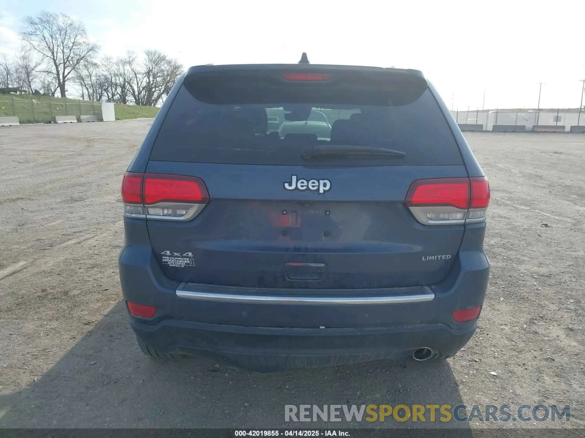 17 fotografías del automóvil dañado 1C4RJFBG2LC137560 JEEP GRAND CHEROKEE 2020