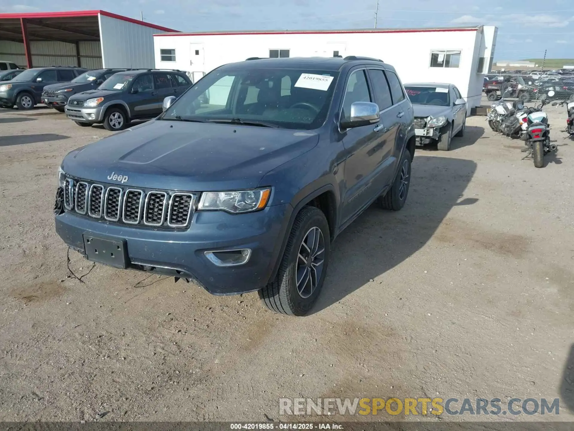 2 fotografías del automóvil dañado 1C4RJFBG2LC137560 JEEP GRAND CHEROKEE 2020