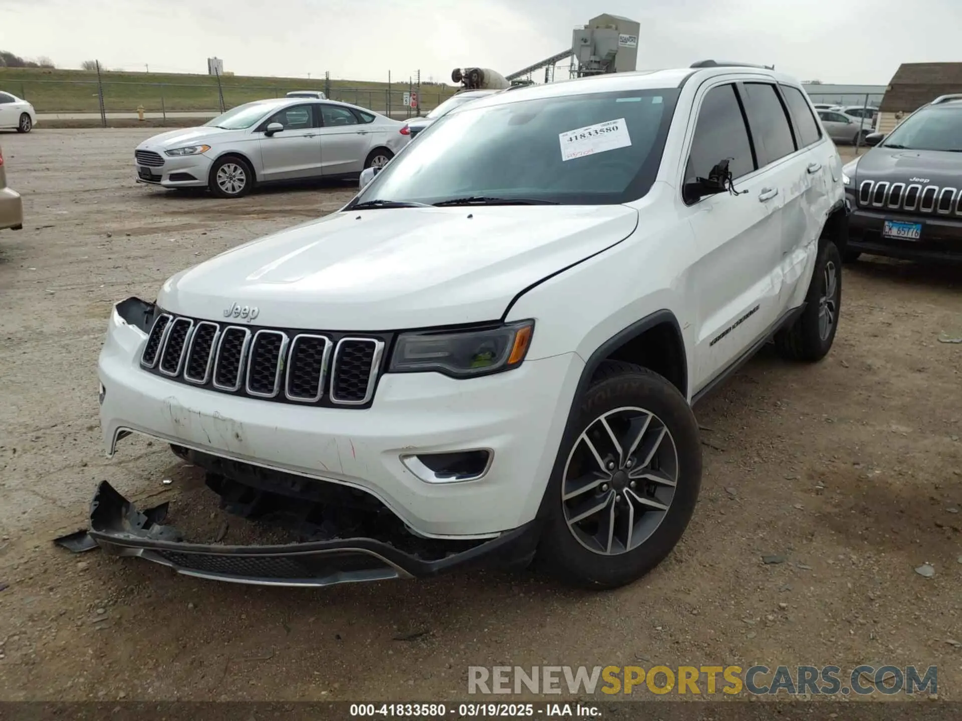 2 fotografías del automóvil dañado 1C4RJFBG3LC445000 JEEP GRAND CHEROKEE 2020