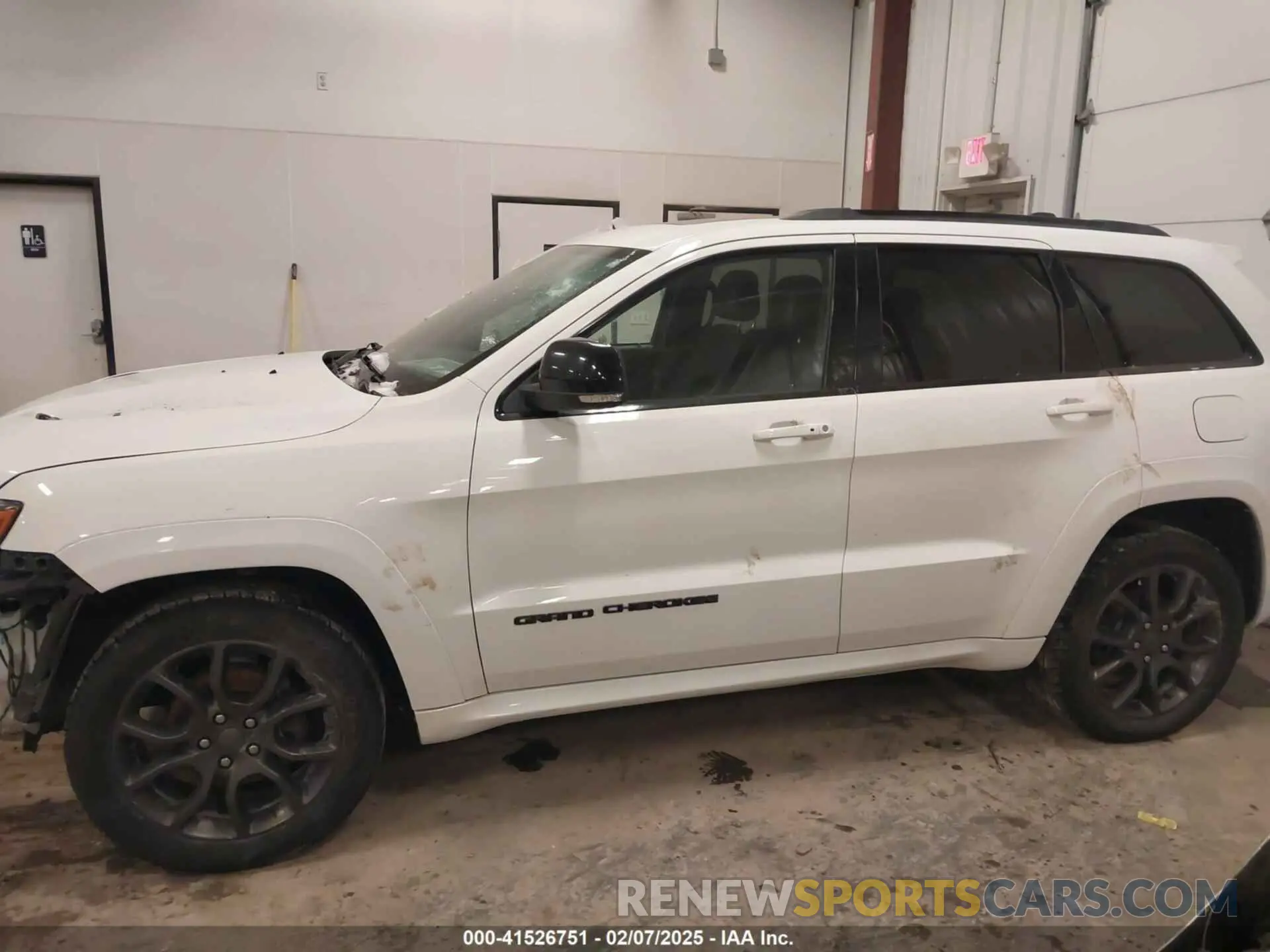 14 fotografías del automóvil dañado 1C4RJFBG5LC303506 JEEP GRAND CHEROKEE 2020