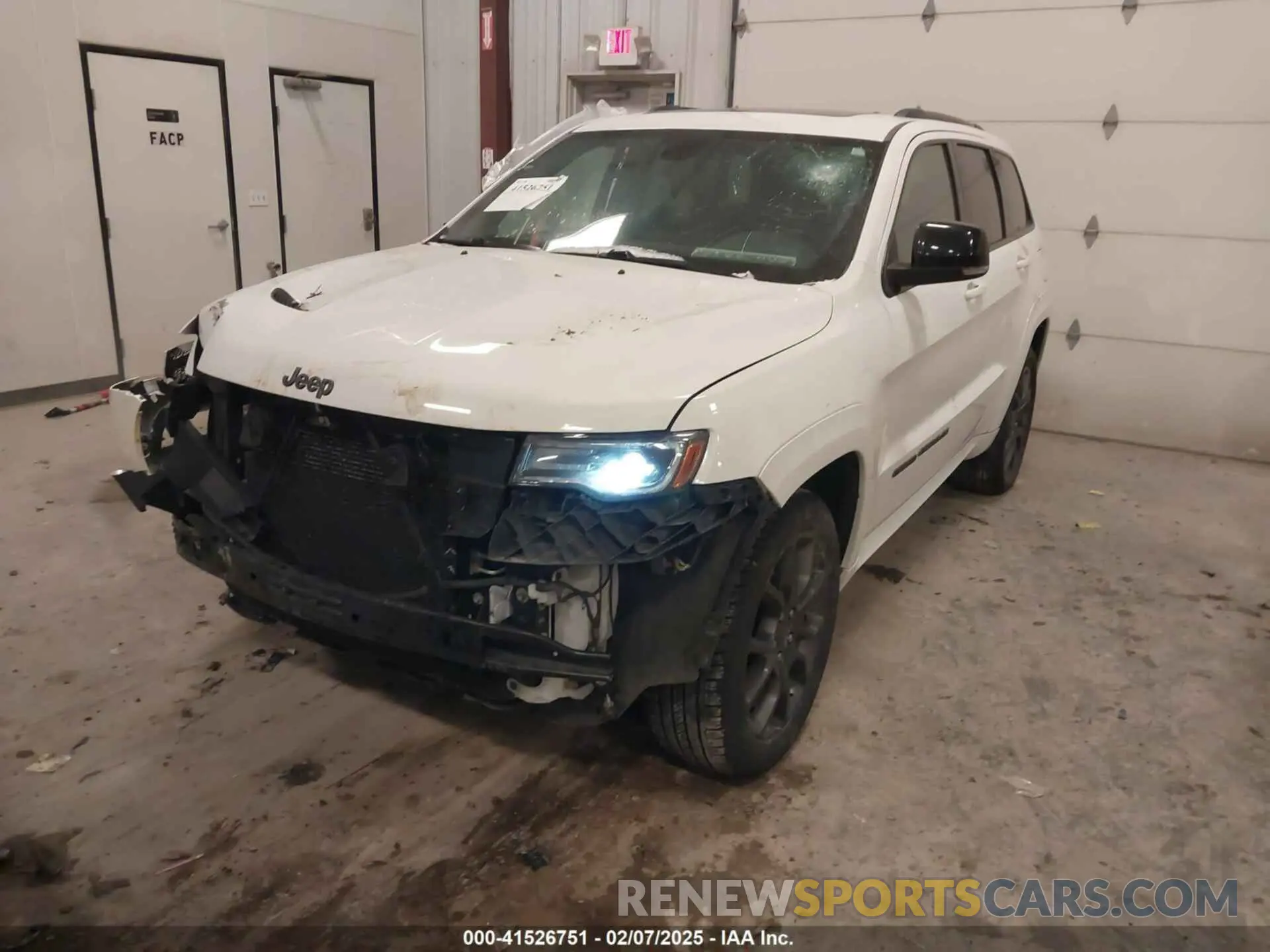 2 fotografías del automóvil dañado 1C4RJFBG5LC303506 JEEP GRAND CHEROKEE 2020