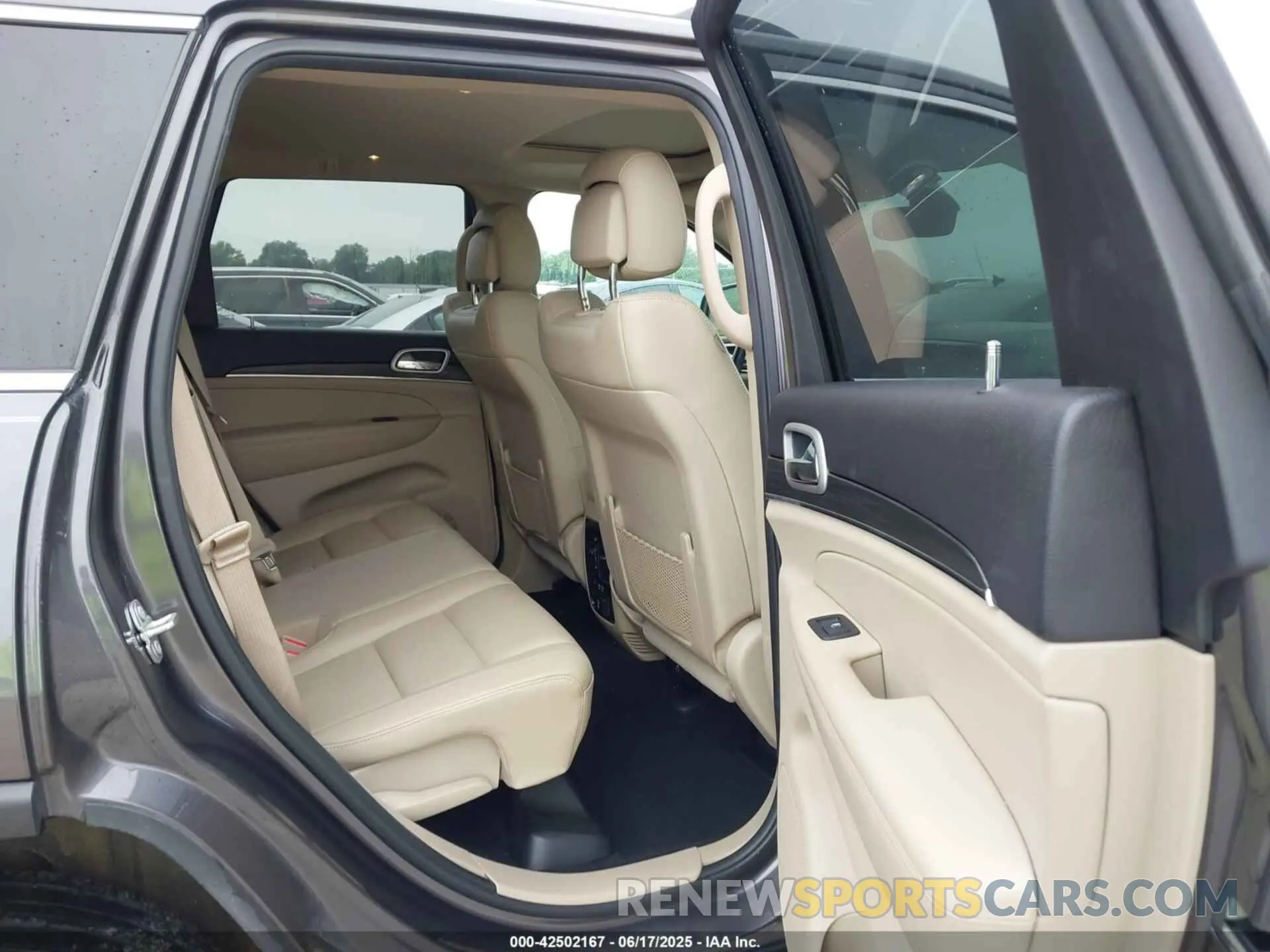 8 fotografías del automóvil dañado 1C4RJFBG7LC232518 JEEP GRAND CHEROKEE 2020