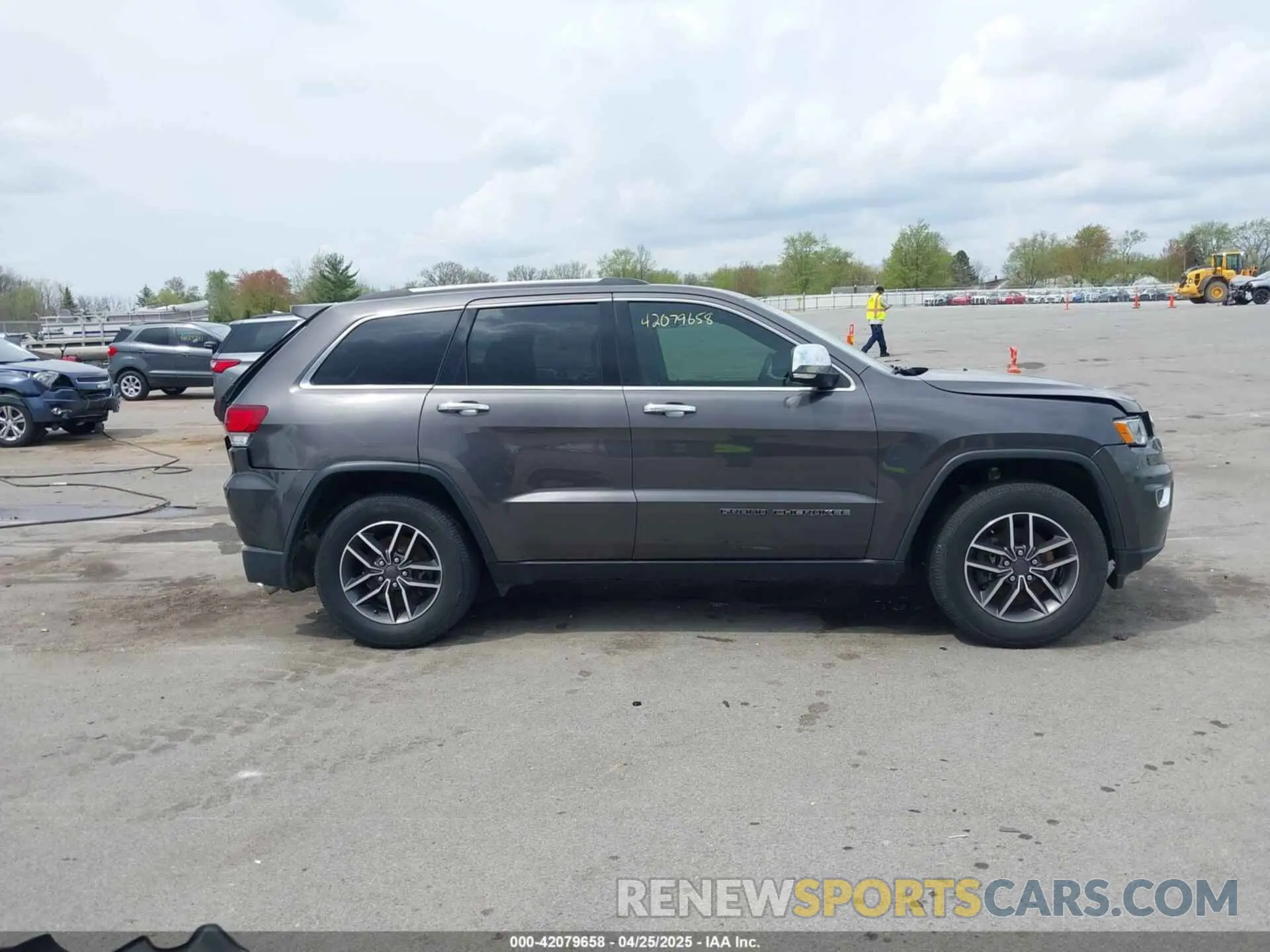 13 fotografías del automóvil dañado 1C4RJFBG7LC378854 JEEP GRAND CHEROKEE 2020