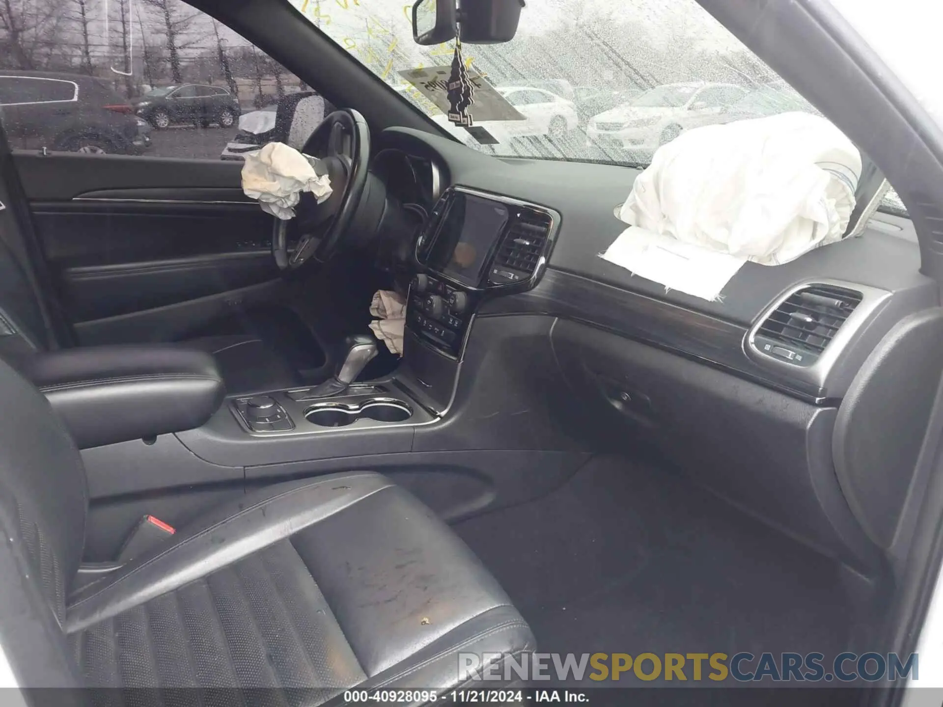 5 fotografías del automóvil dañado 1C4RJFBG9LC280280 JEEP GRAND CHEROKEE 2020