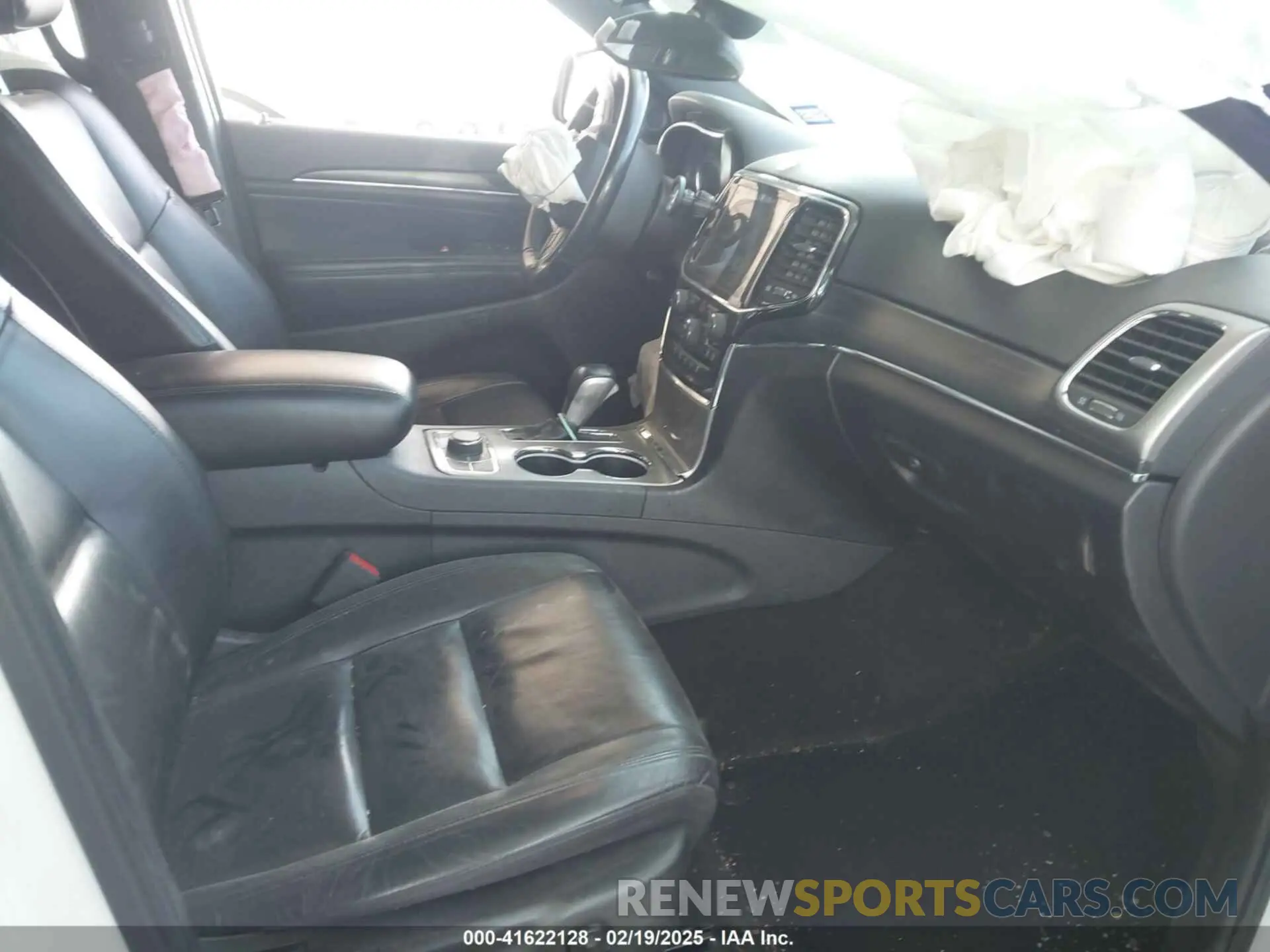 5 fotografías del automóvil dañado 1C4RJFBG9LC334080 JEEP GRAND CHEROKEE 2020