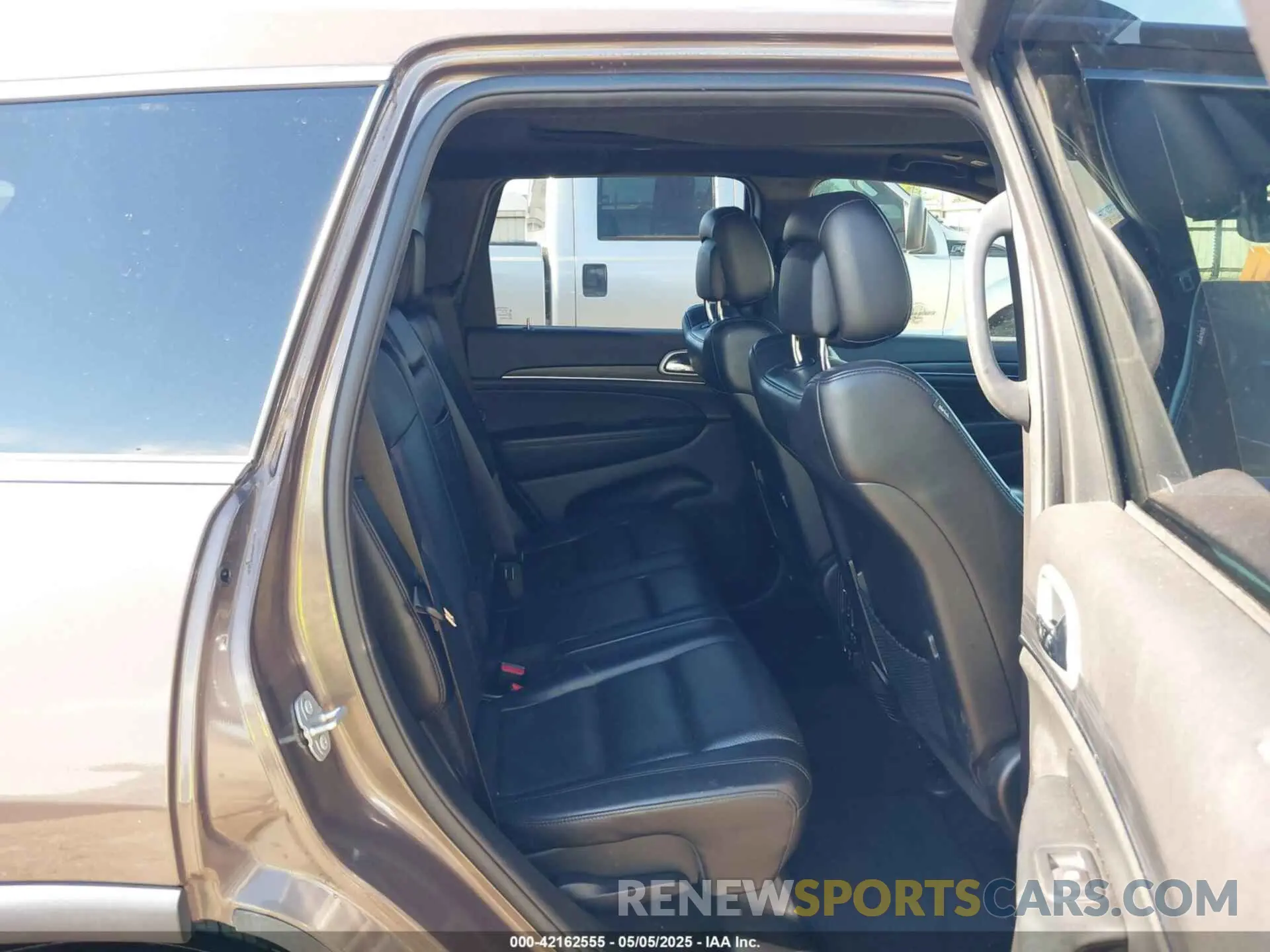 8 fotografías del automóvil dañado 1C4RJFBG9LC346570 JEEP GRAND CHEROKEE 2020