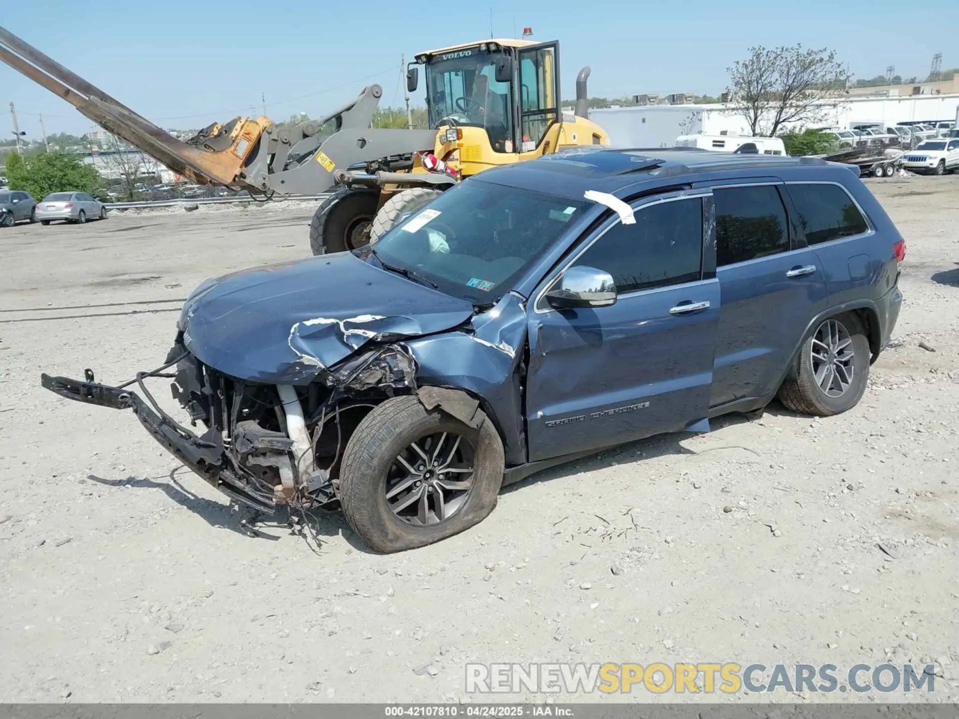 2 fotografías del automóvil dañado 1C4RJFBG9LC425074 JEEP GRAND CHEROKEE 2020