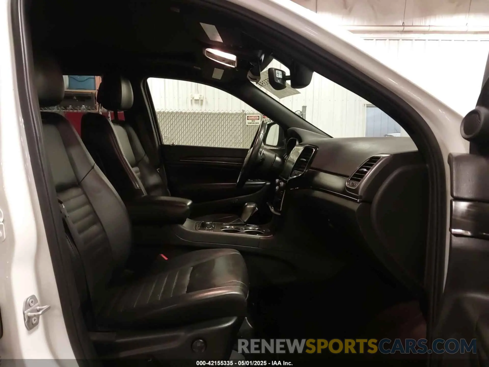 5 fotografías del automóvil dañado 1C4RJFBGXLC167132 JEEP GRAND CHEROKEE 2020