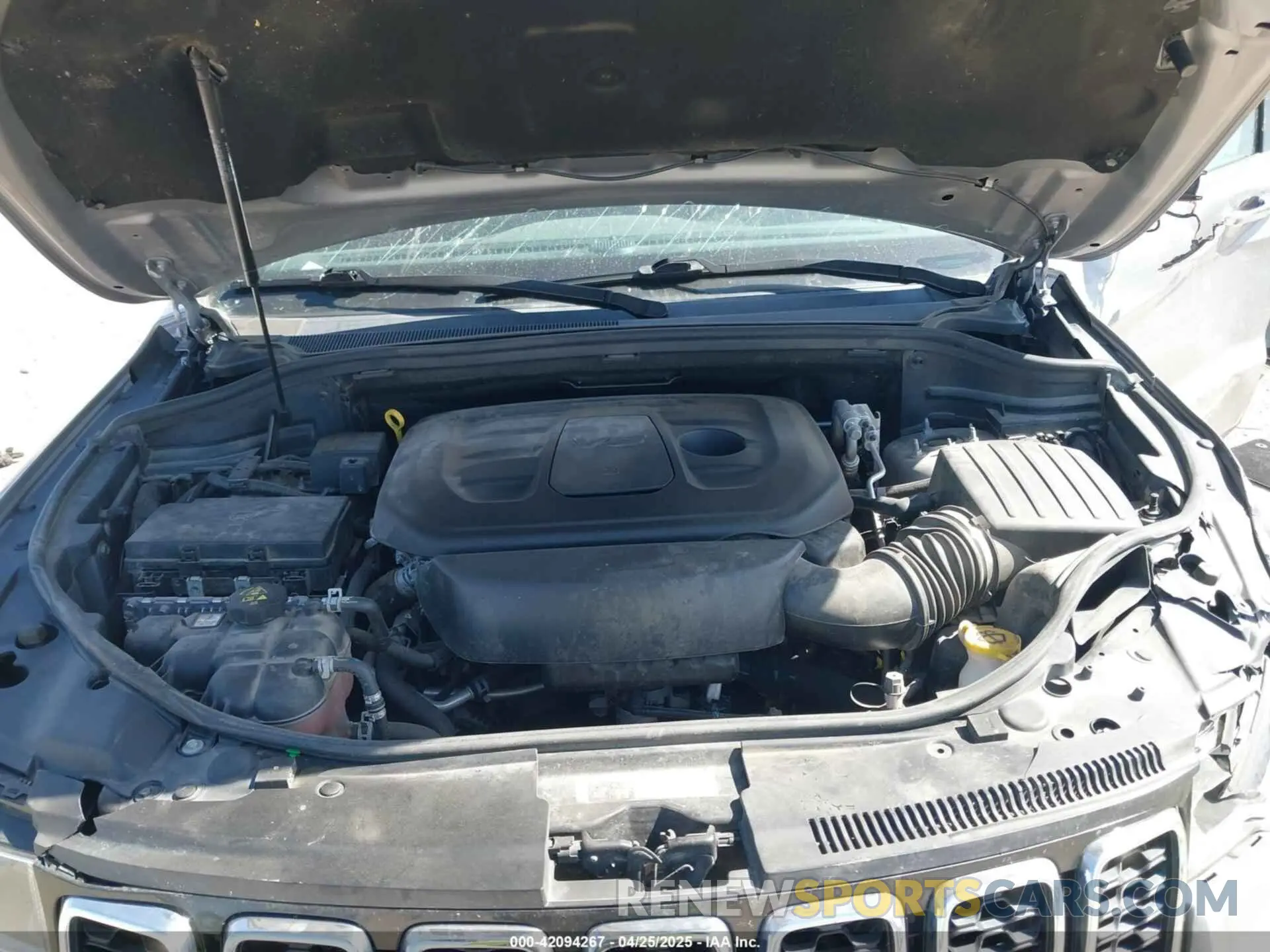 10 fotografías del automóvil dañado 1C4RJFBGXLC322505 JEEP GRAND CHEROKEE 2020