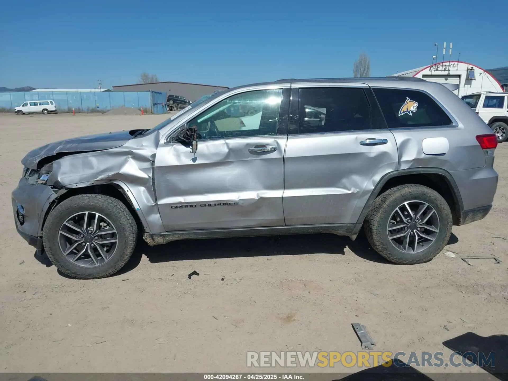 14 fotografías del automóvil dañado 1C4RJFBGXLC322505 JEEP GRAND CHEROKEE 2020
