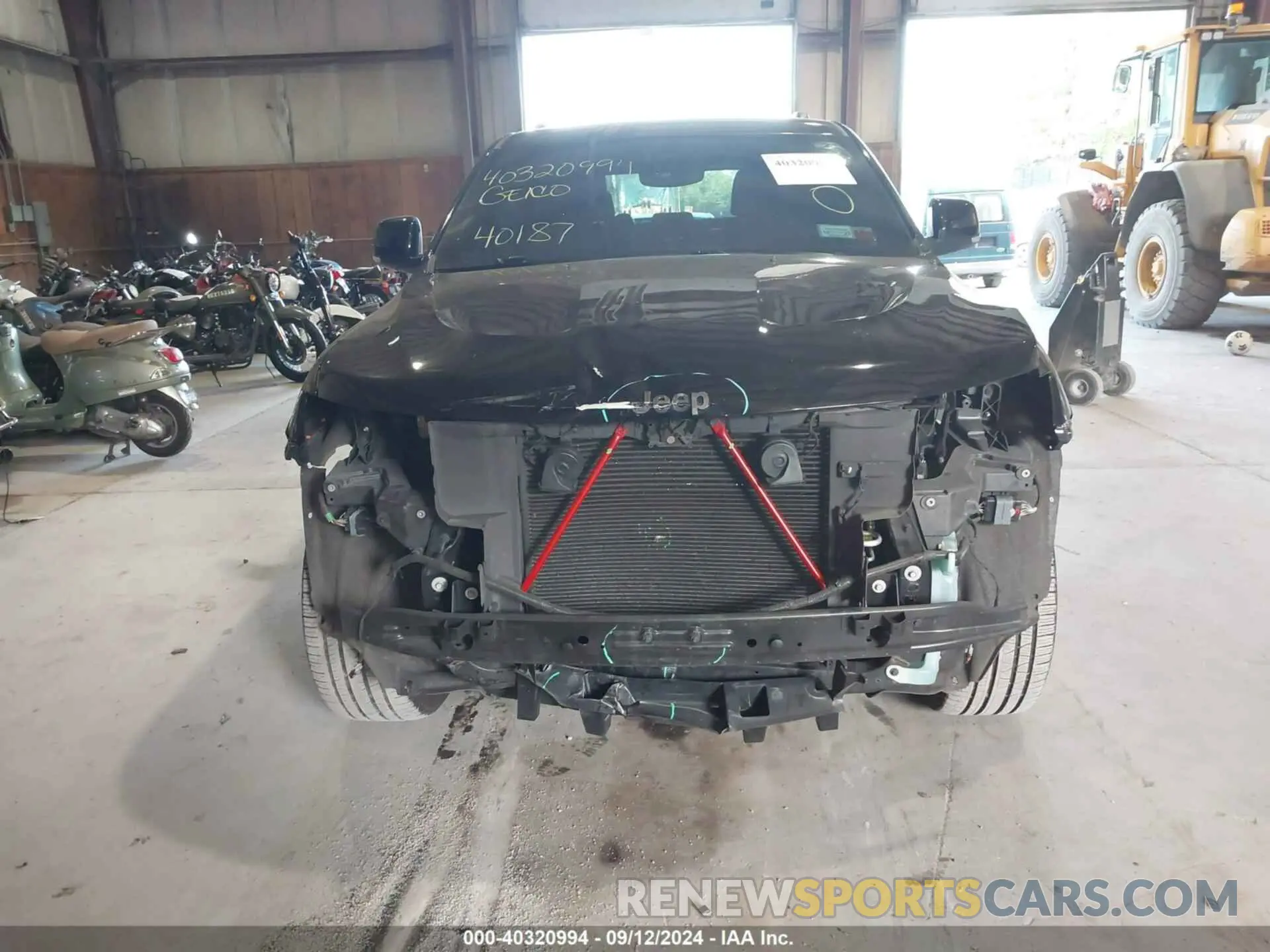 12 fotografías del automóvil dañado 1C4RJFBGXLC401043 JEEP GRAND CHEROKEE 2020