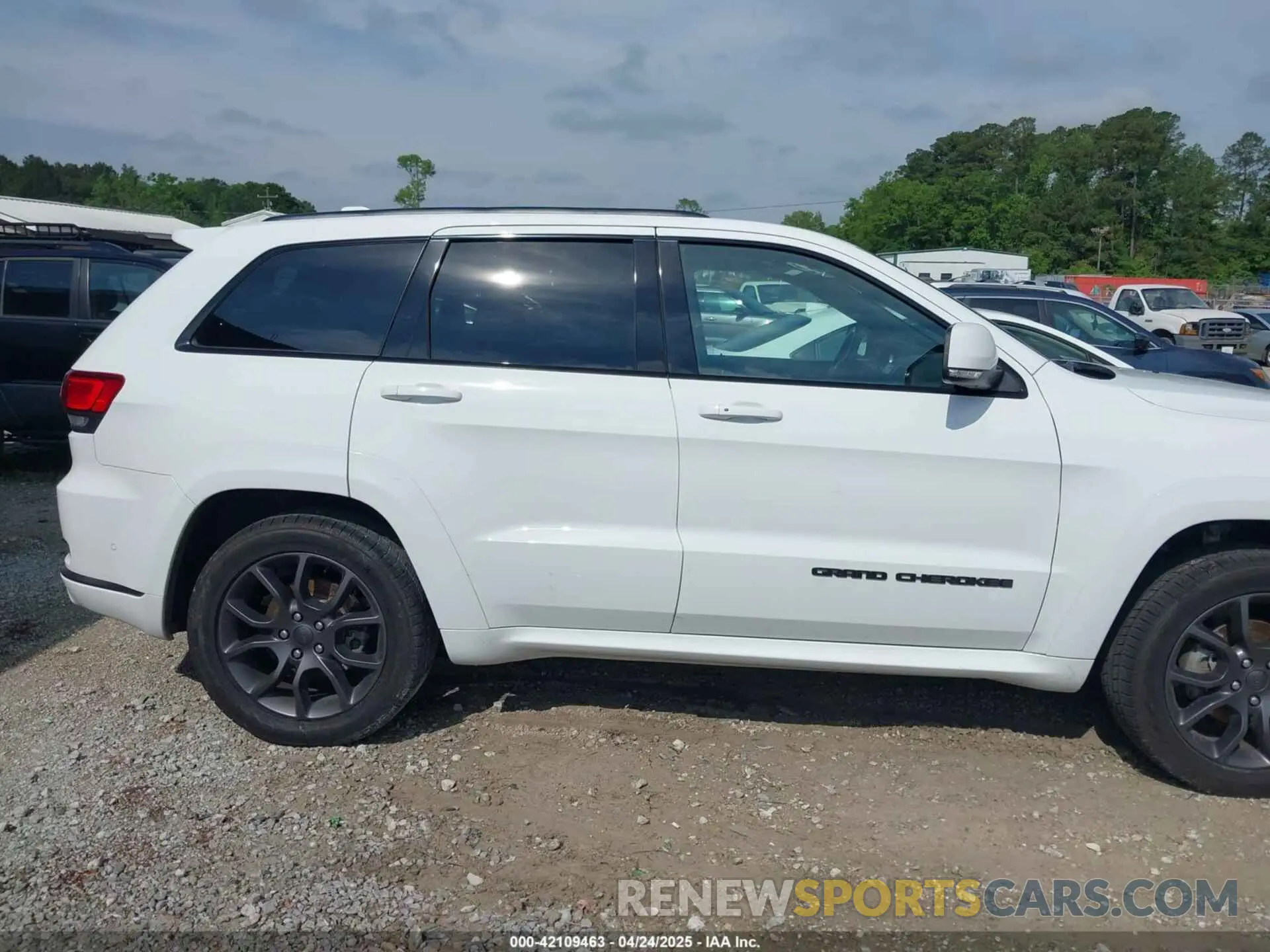 13 fotografías del automóvil dañado 1C4RJFCG8LC419037 JEEP GRAND CHEROKEE 2020