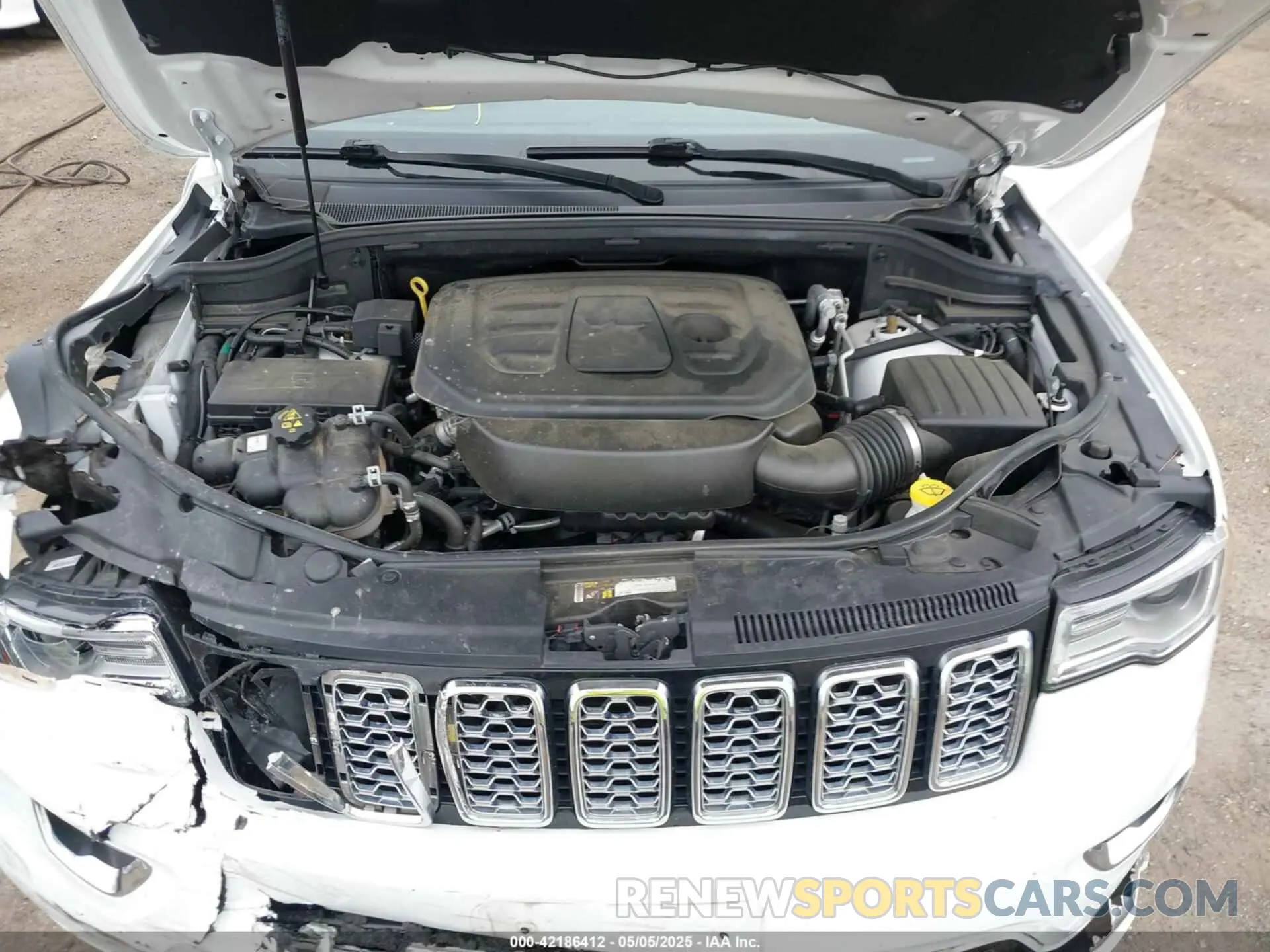 10 fotografías del automóvil dañado 1C4RJFCG9LC197401 JEEP GRAND CHEROKEE 2020