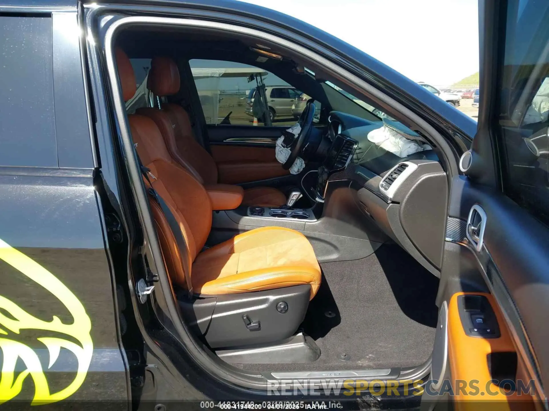5 fotografías del automóvil dañado 1C4RJFDJ2LC414331 JEEP GRAND CHEROKEE 2020