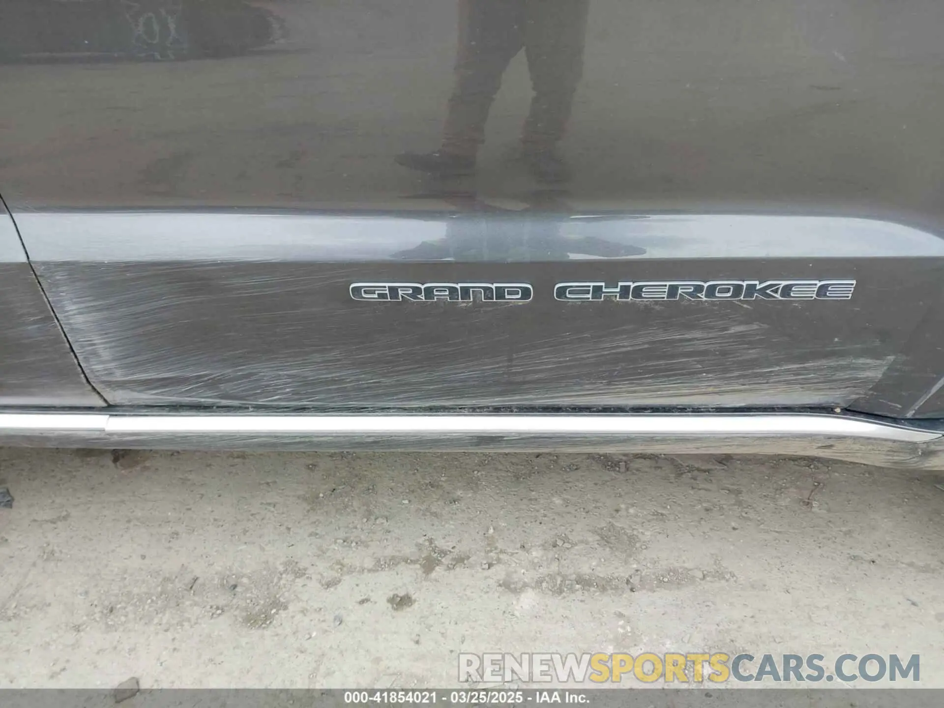 19 fotografías del automóvil dañado 1C4RJFJT2LC408499 JEEP GRAND CHEROKEE 2020