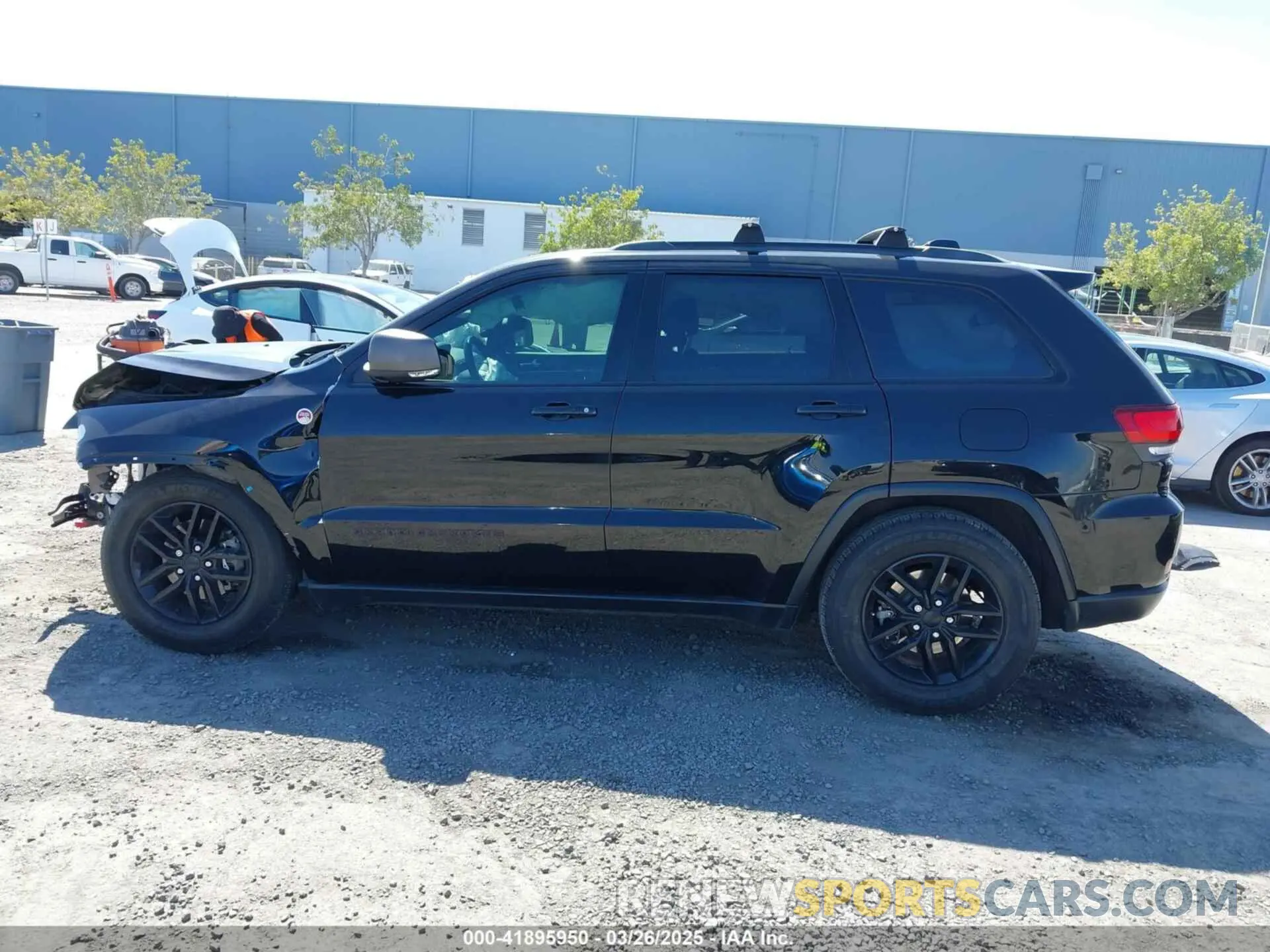 14 fotografías del automóvil dañado 1C4RJFLG4LC118975 JEEP GRAND CHEROKEE 2020