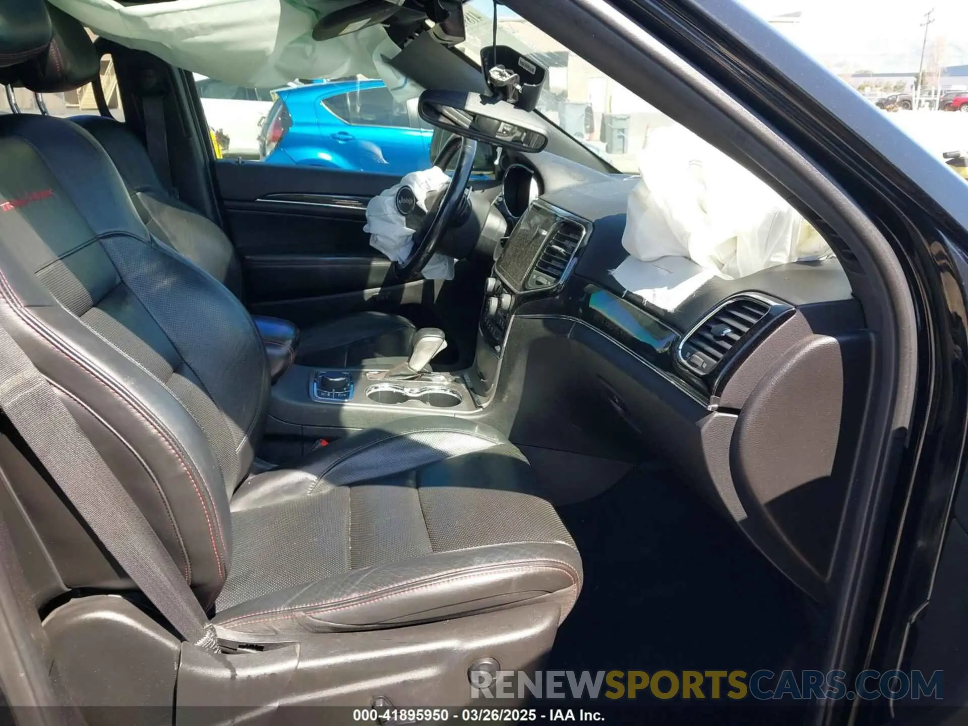 5 fotografías del automóvil dañado 1C4RJFLG4LC118975 JEEP GRAND CHEROKEE 2020