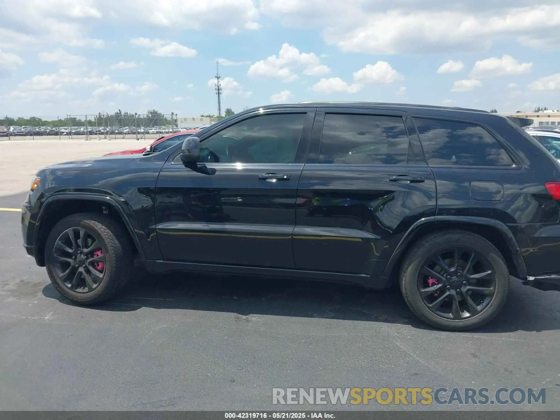 14 fotografías del automóvil dañado 1C4RJEAG7MC844473 JEEP GRAND CHEROKEE 2021