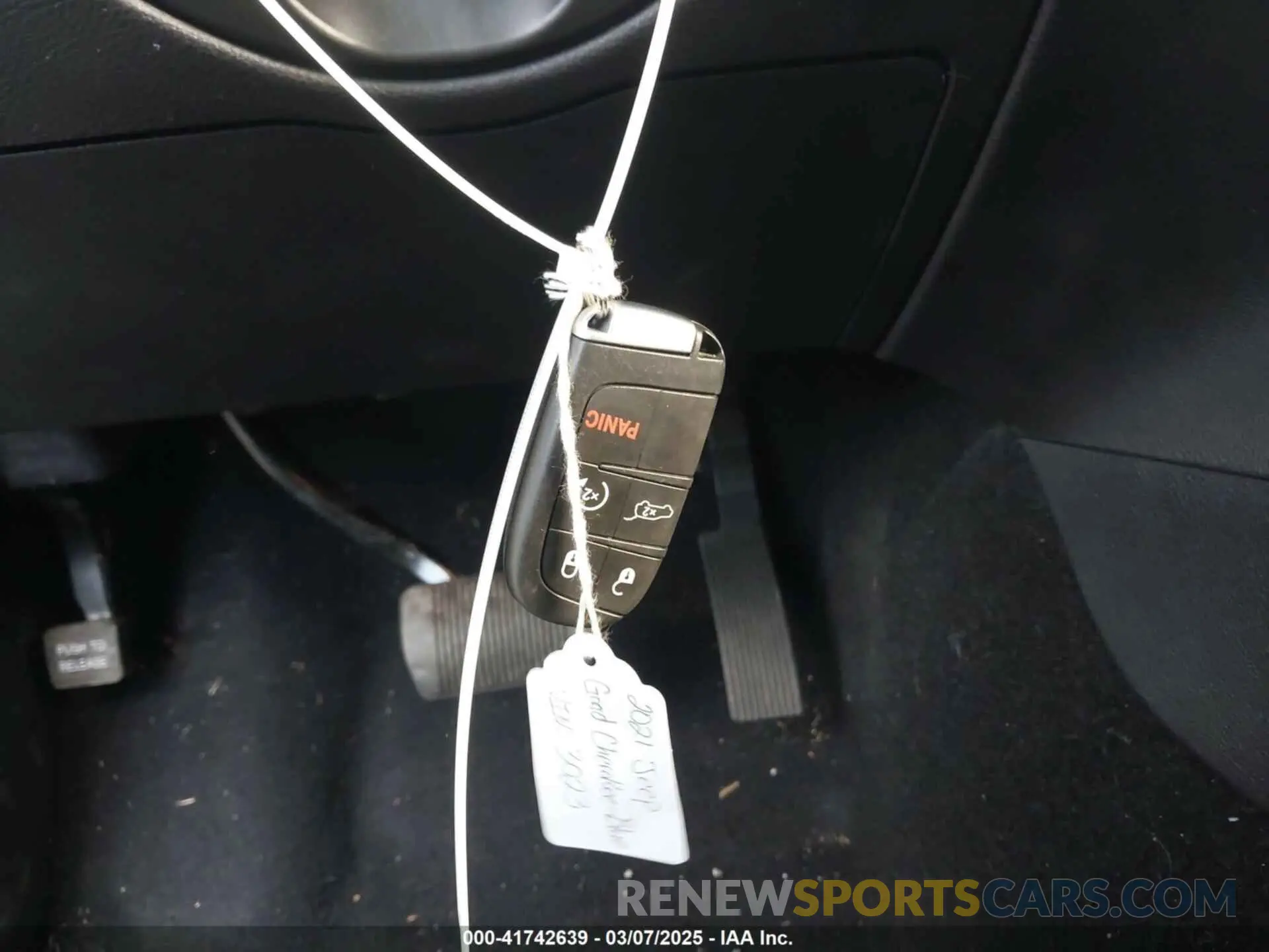 11 fotografías del automóvil dañado 1C4RJEBG1MC783023 JEEP GRAND CHEROKEE 2021