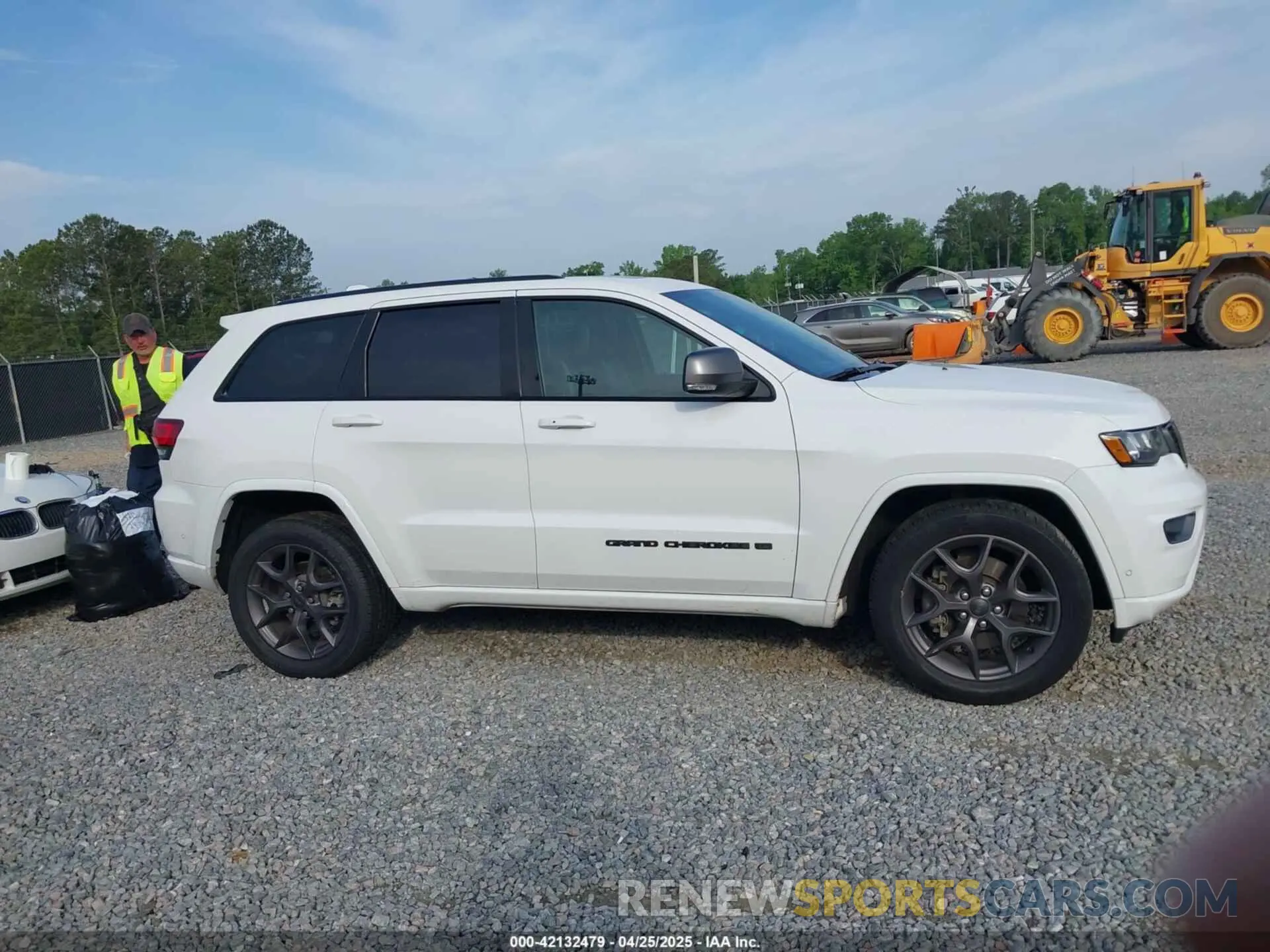 12 fotografías del automóvil dañado 1C4RJEBG3MC548526 JEEP GRAND CHEROKEE 2021