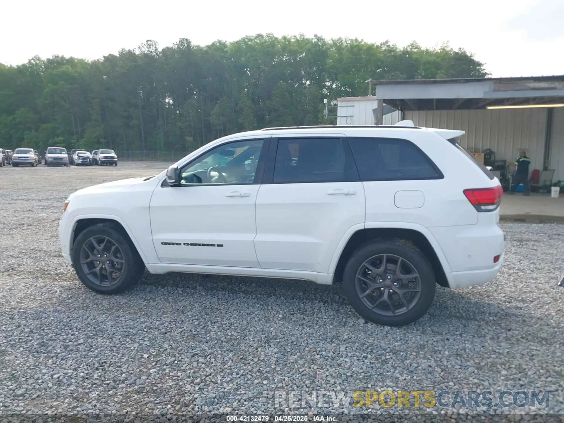 13 fotografías del automóvil dañado 1C4RJEBG3MC548526 JEEP GRAND CHEROKEE 2021