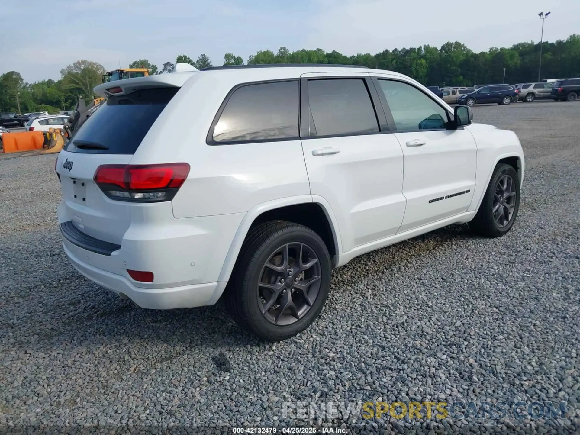 4 fotografías del automóvil dañado 1C4RJEBG3MC548526 JEEP GRAND CHEROKEE 2021