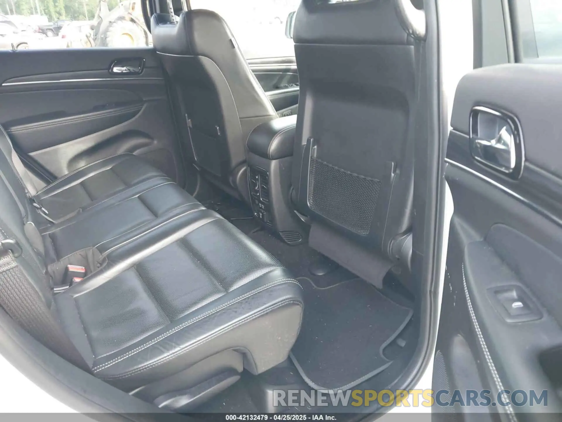 8 fotografías del automóvil dañado 1C4RJEBG3MC548526 JEEP GRAND CHEROKEE 2021