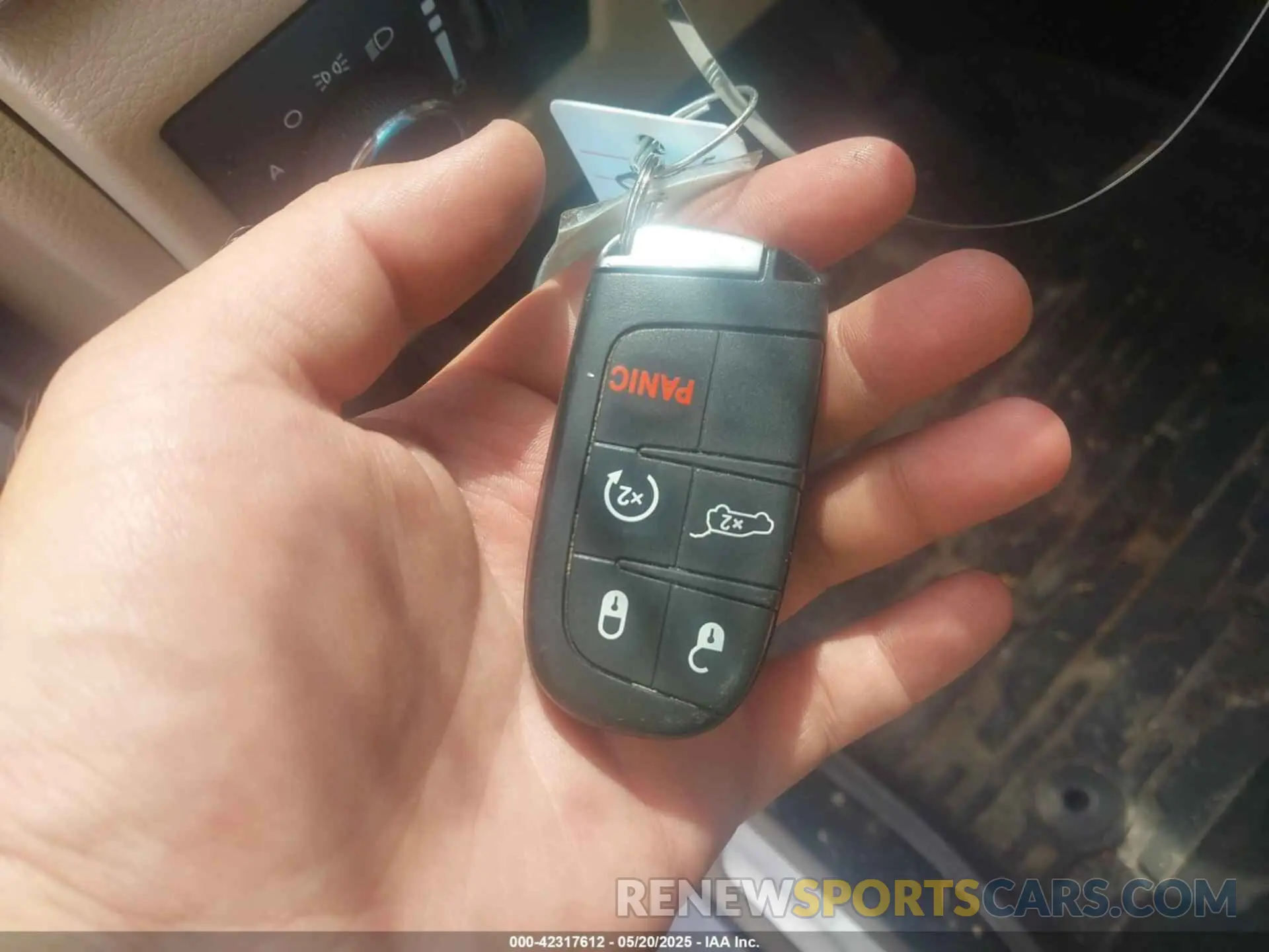 11 fotografías del automóvil dañado 1C4RJEBG4MC783968 JEEP GRAND CHEROKEE 2021