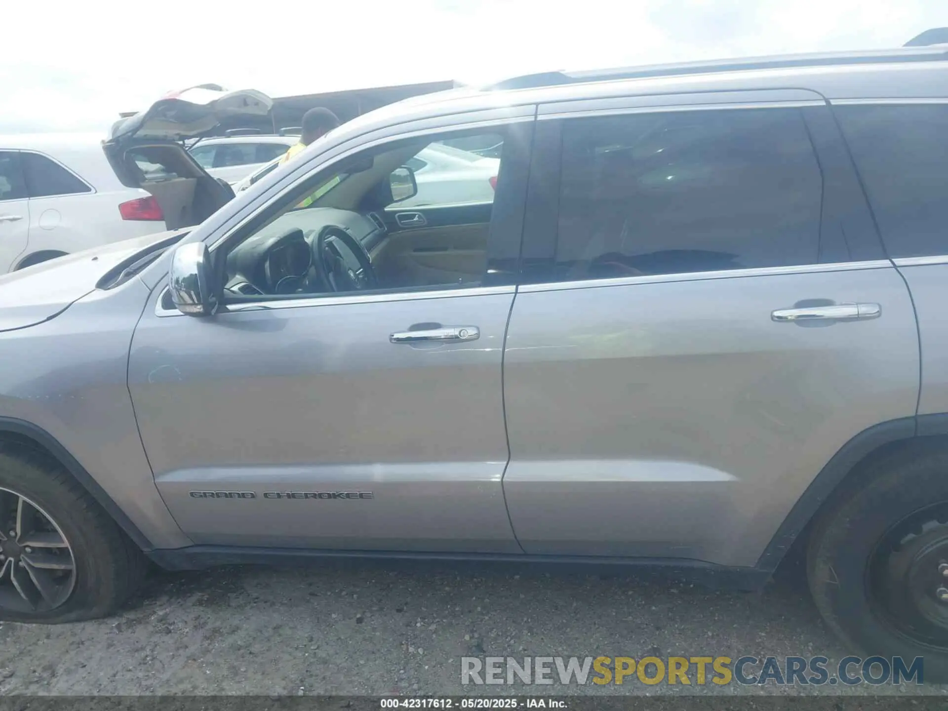 14 fotografías del automóvil dañado 1C4RJEBG4MC783968 JEEP GRAND CHEROKEE 2021