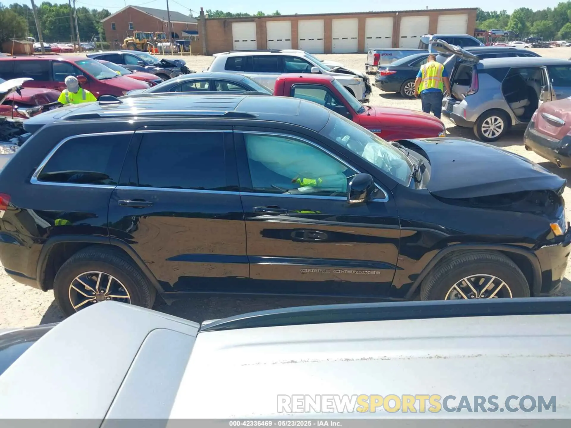 13 fotografías del automóvil dañado 1C4RJEBG8MC874113 JEEP GRAND CHEROKEE 2021