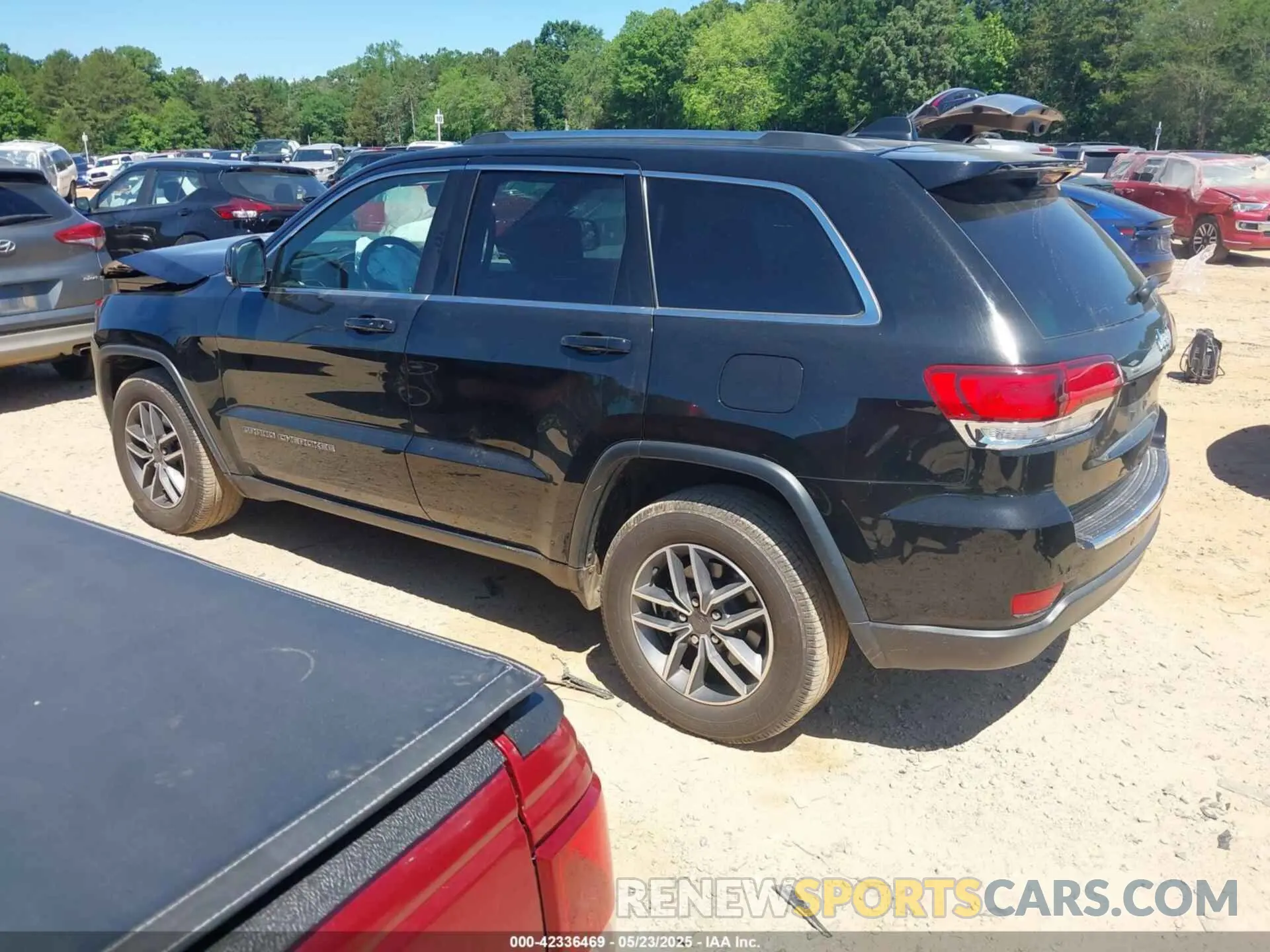3 fotografías del automóvil dañado 1C4RJEBG8MC874113 JEEP GRAND CHEROKEE 2021