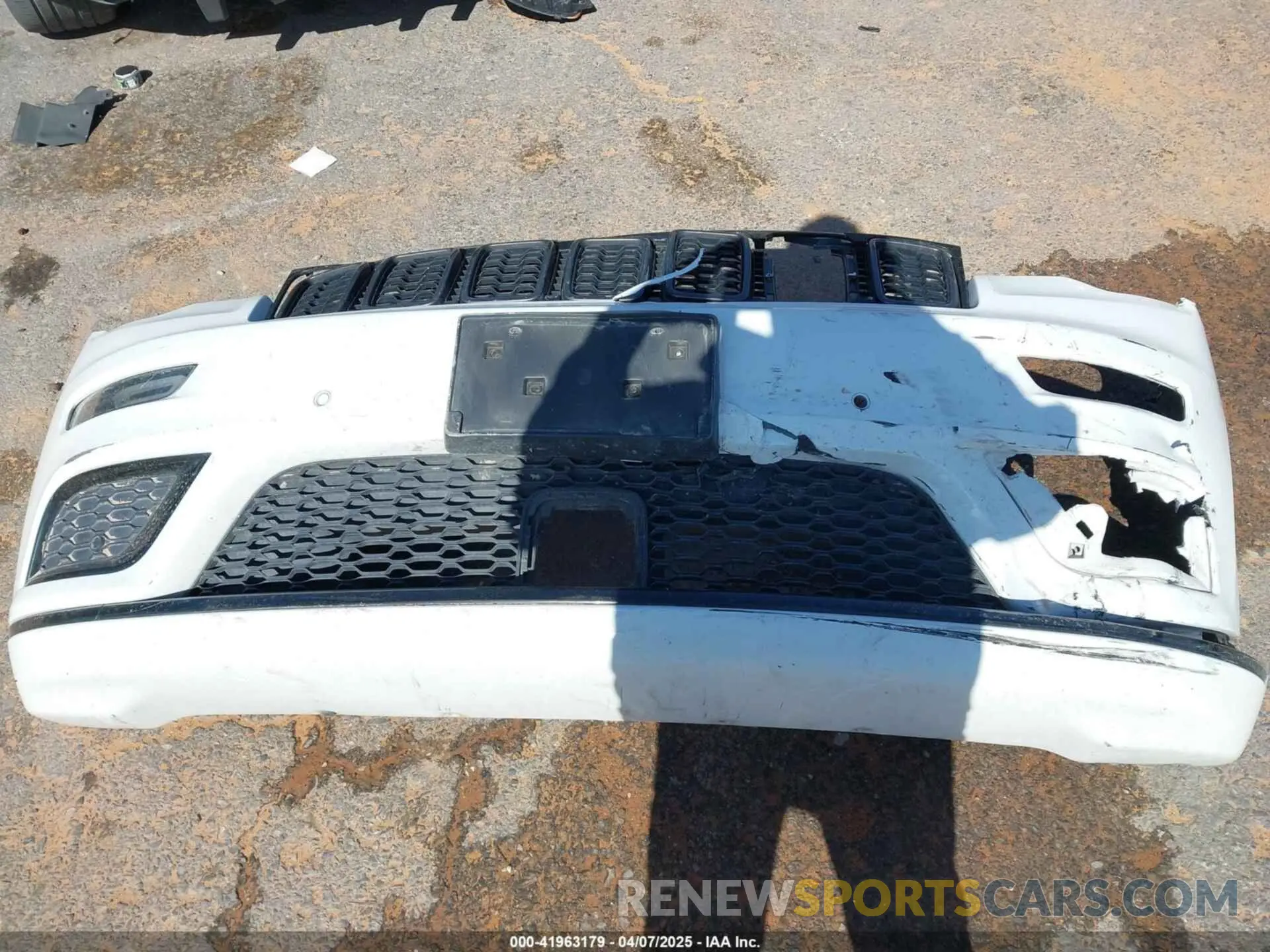 12 fotografías del automóvil dañado 1C4RJEBGXMC680814 JEEP GRAND CHEROKEE 2021