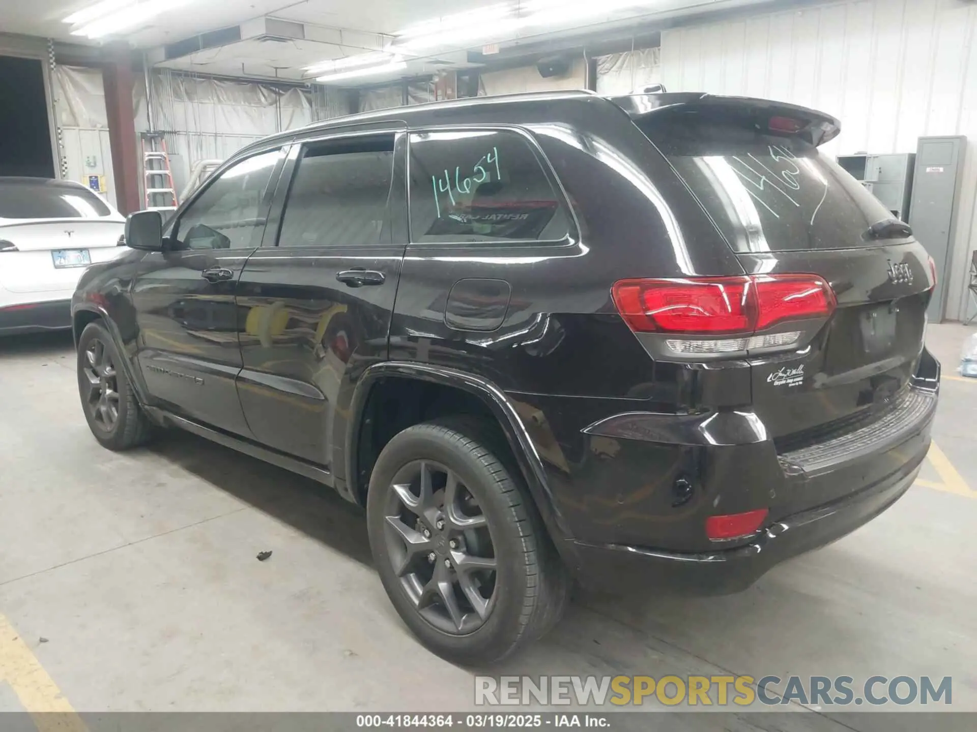 3 fotografías del automóvil dañado 1C4RJEBGXMC760324 JEEP GRAND CHEROKEE 2021