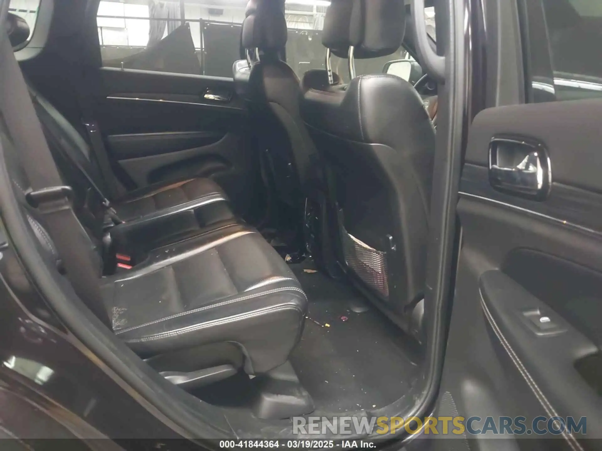 8 fotografías del automóvil dañado 1C4RJEBGXMC760324 JEEP GRAND CHEROKEE 2021