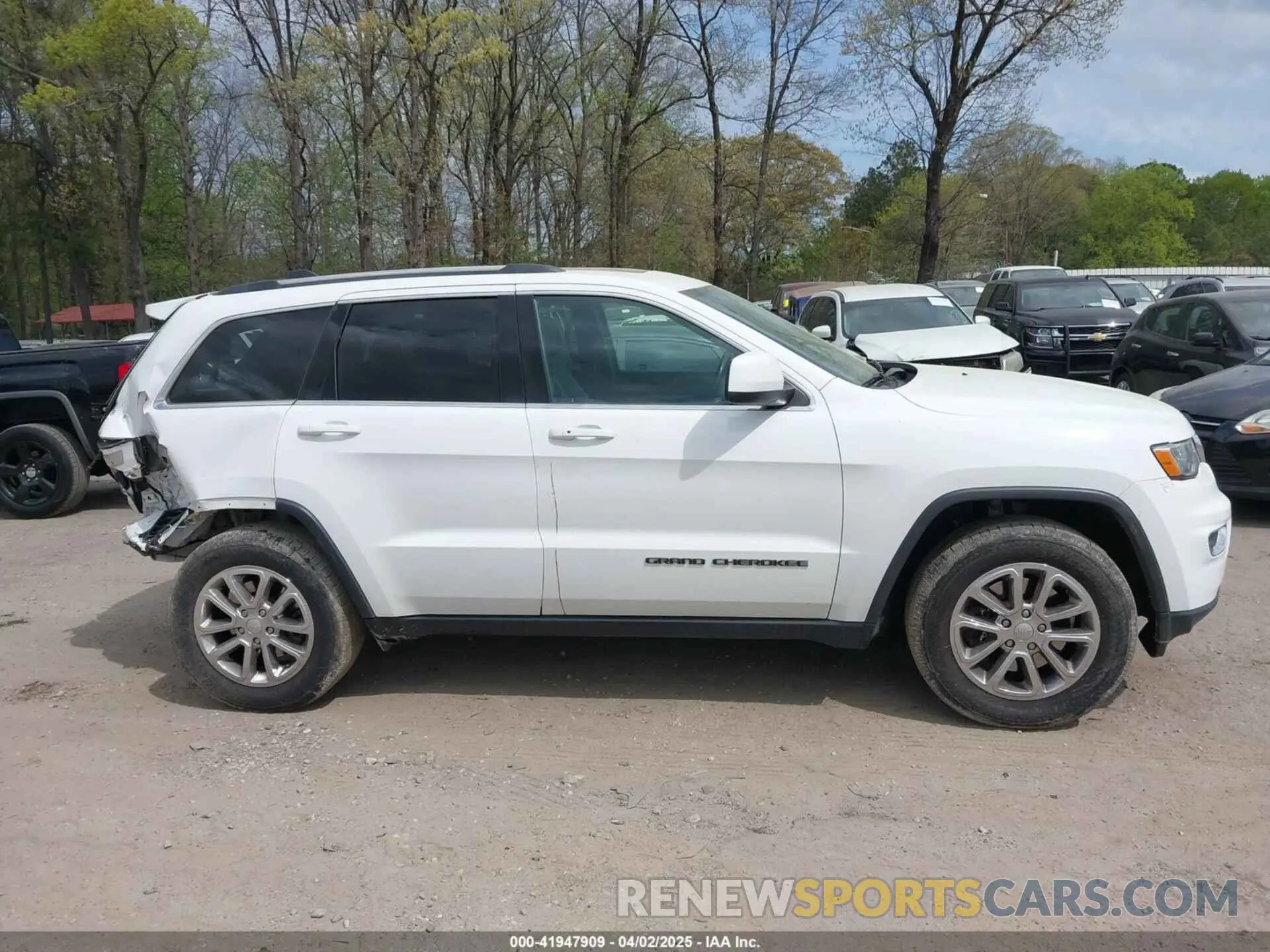 13 fotografías del automóvil dañado 1C4RJFAG2MC550002 JEEP GRAND CHEROKEE 2021