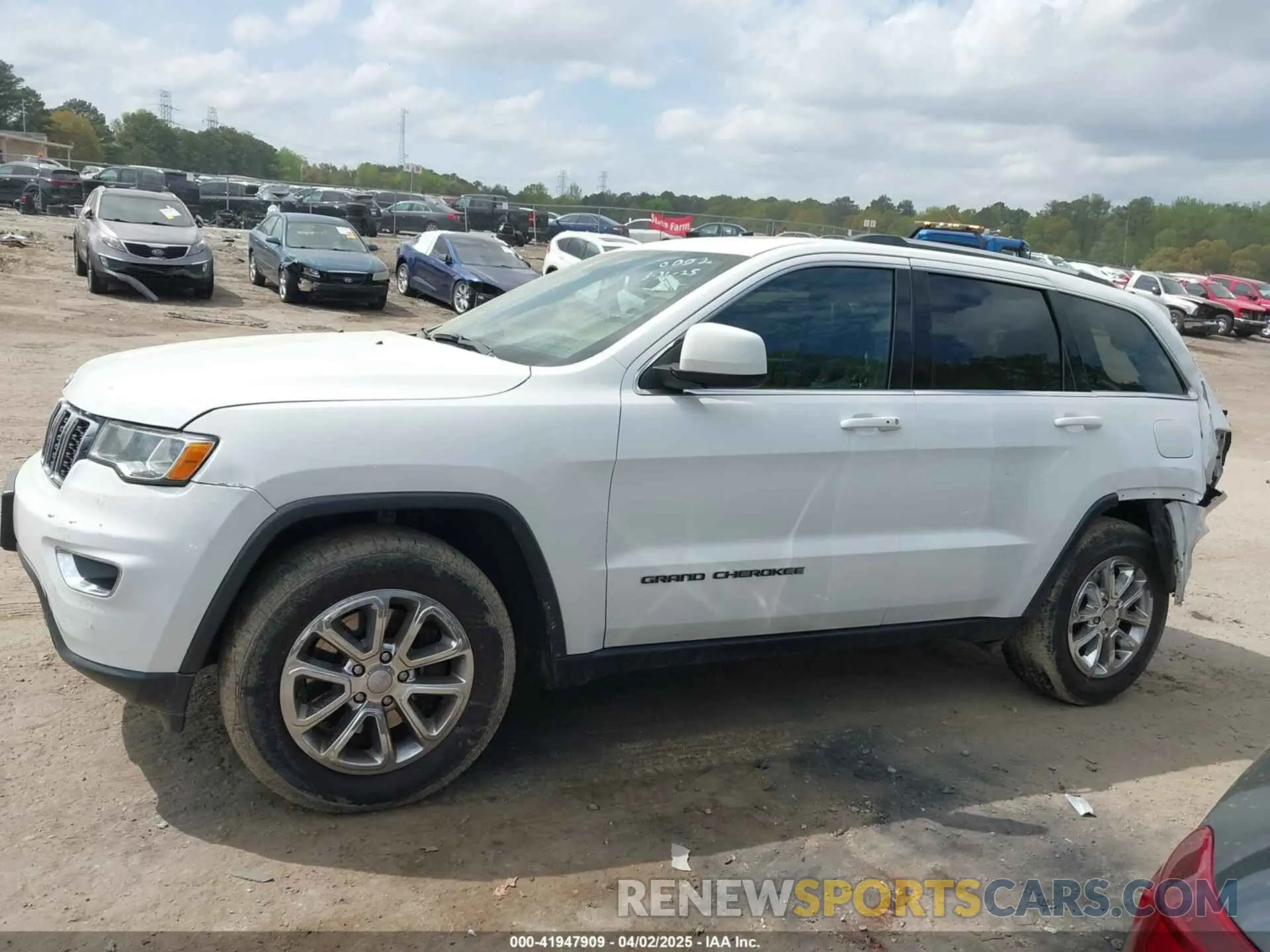 14 fotografías del automóvil dañado 1C4RJFAG2MC550002 JEEP GRAND CHEROKEE 2021