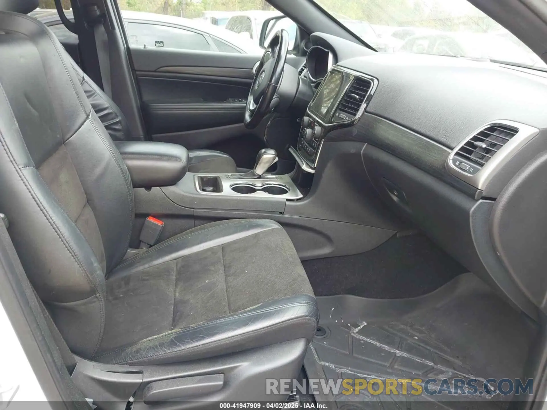 5 fotografías del automóvil dañado 1C4RJFAG2MC550002 JEEP GRAND CHEROKEE 2021