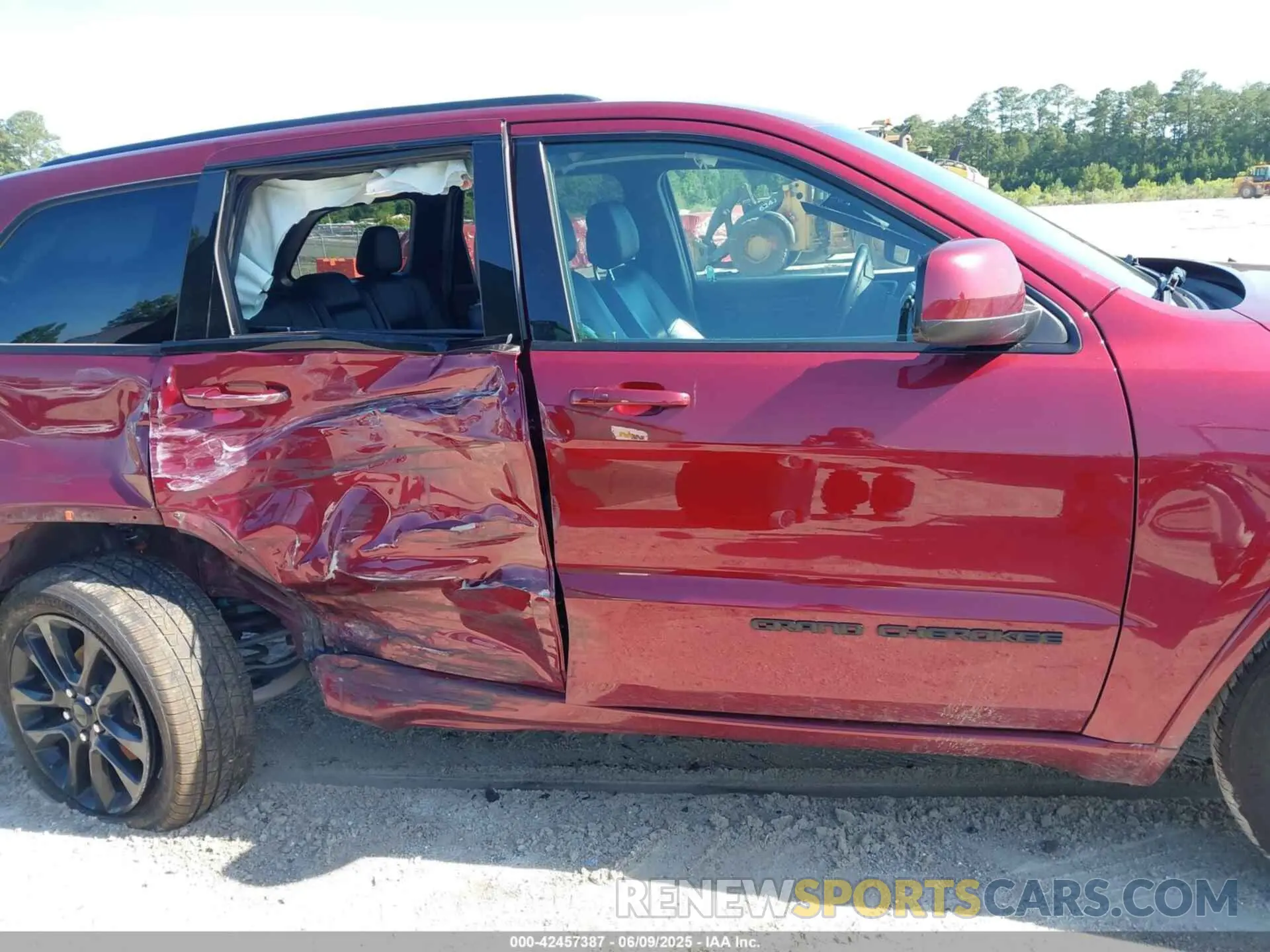 13 fotografías del automóvil dañado 1C4RJFAG2MC706118 JEEP GRAND CHEROKEE 2021
