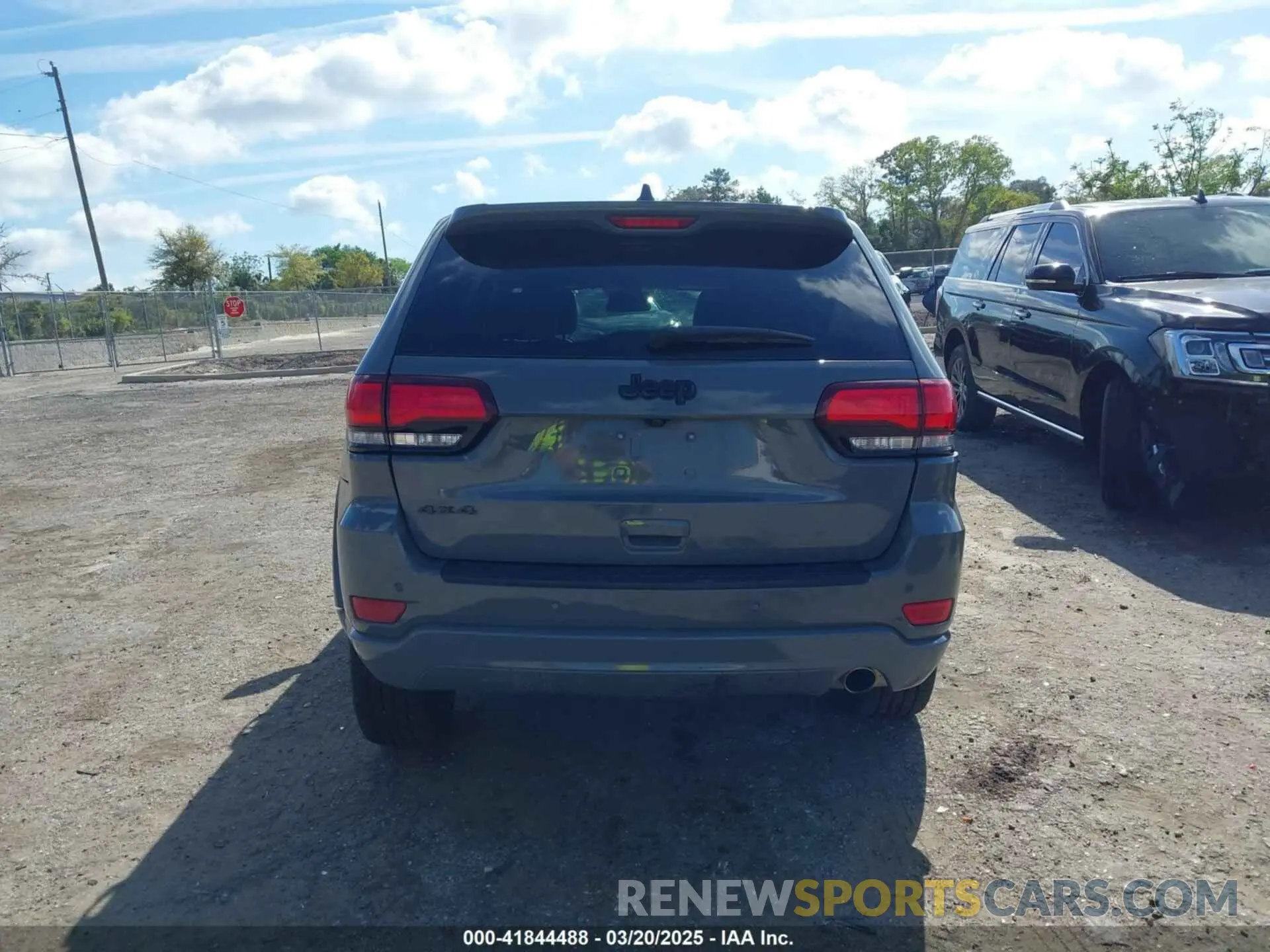 17 fotografías del automóvil dañado 1C4RJFAG4MC690312 JEEP GRAND CHEROKEE 2021