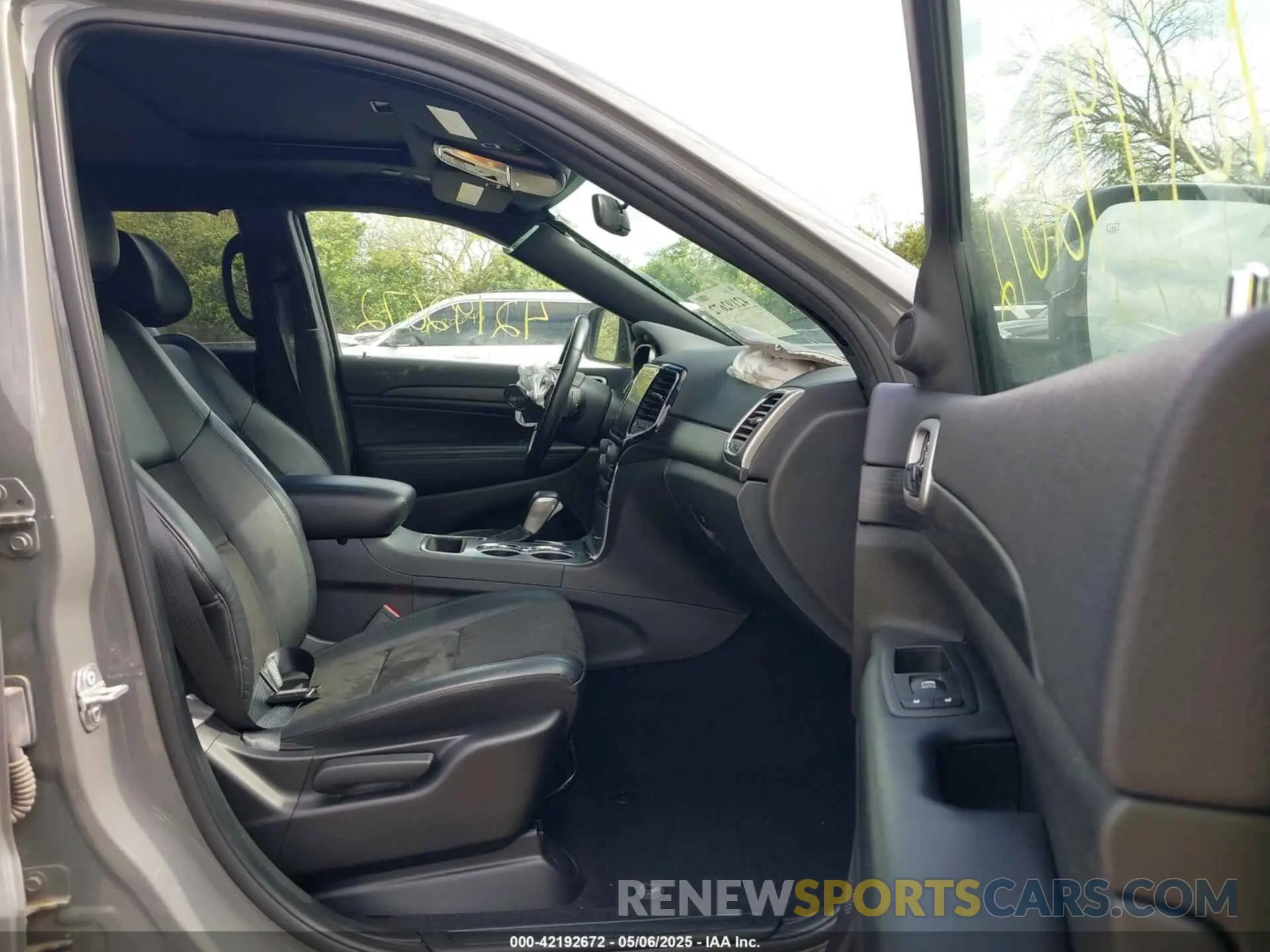 5 fotografías del automóvil dañado 1C4RJFAG4MC700384 JEEP GRAND CHEROKEE 2021