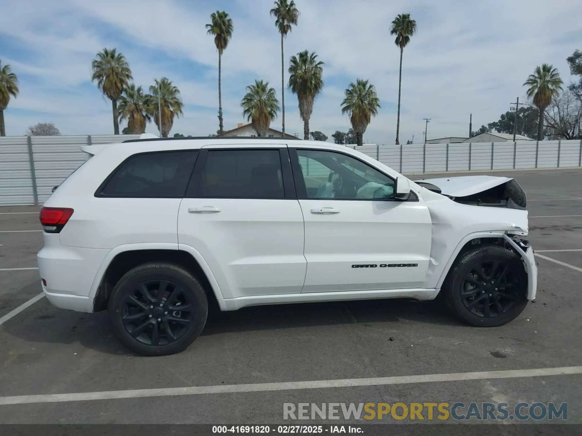 14 fotografías del automóvil dañado 1C4RJFAG9MC525081 JEEP GRAND CHEROKEE 2021